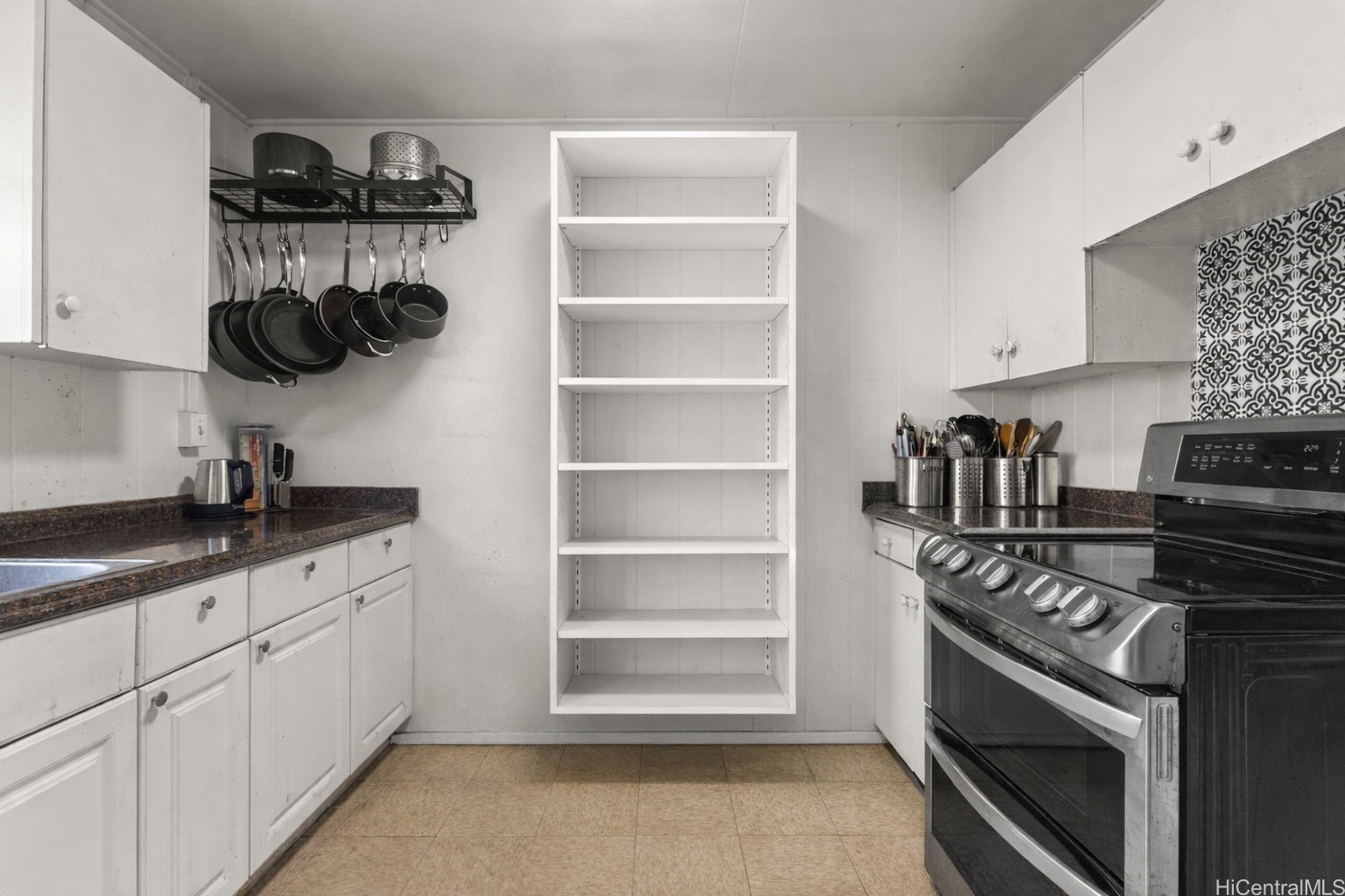 84-107 Jade Street Property Photo 4