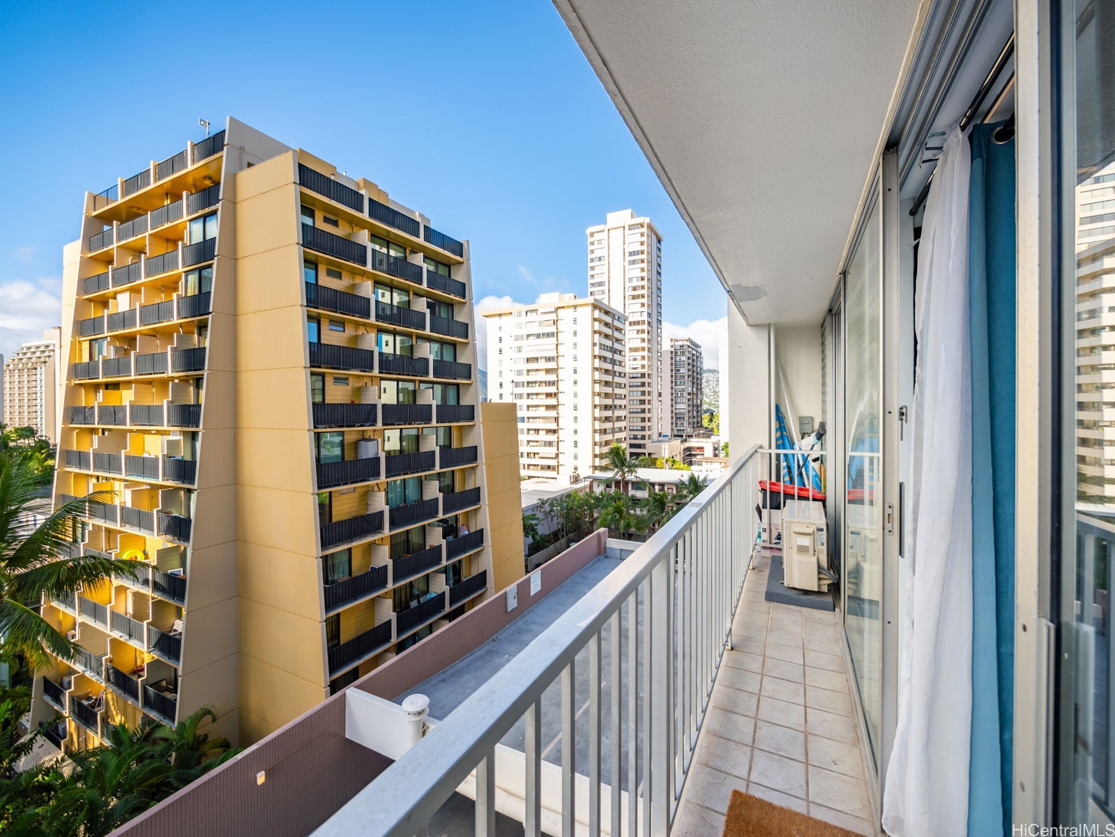 2427 Kuhio Avenue 804 Property Photo 10