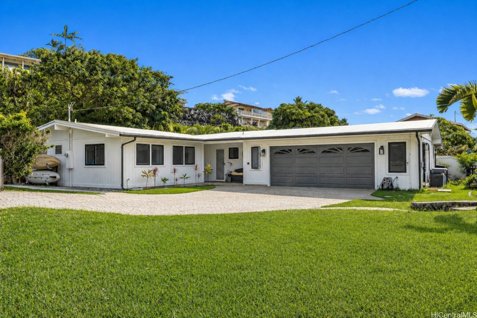151 Alala Road Property Photo 2