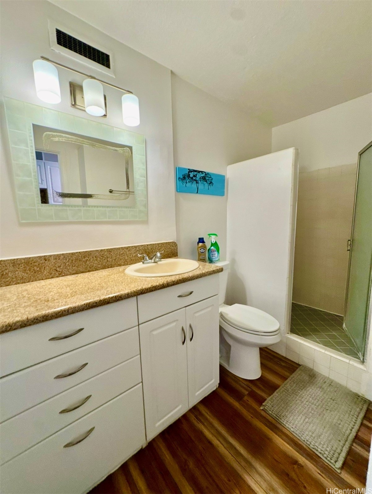 425 Ena Road 302b Property Photo 10