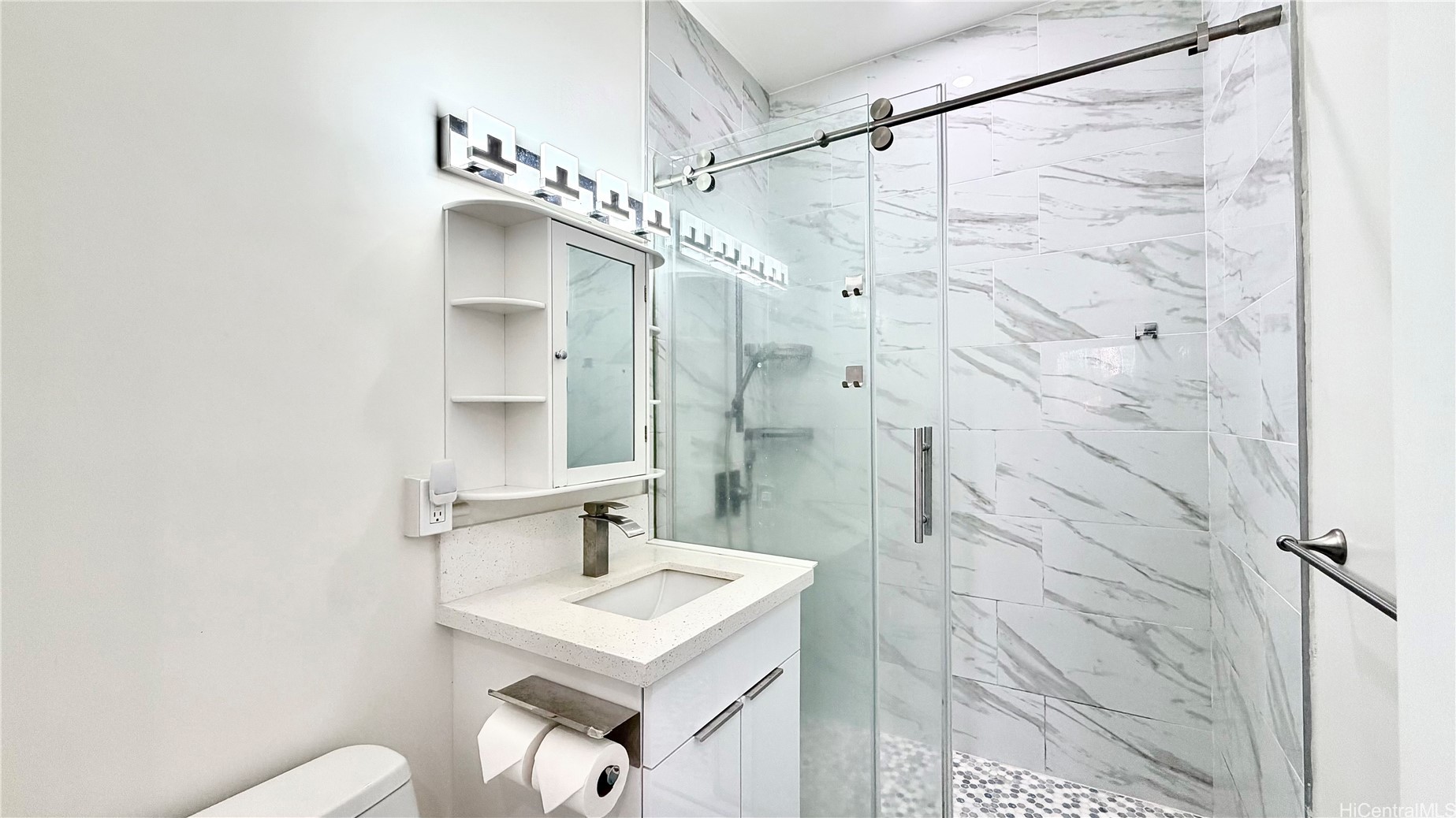 509 University Avenue 103 Property Photo 5