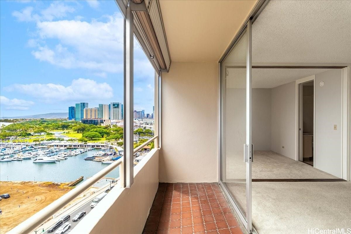 1676 Ala Moana Boulevard 1303 Property Photo 24
