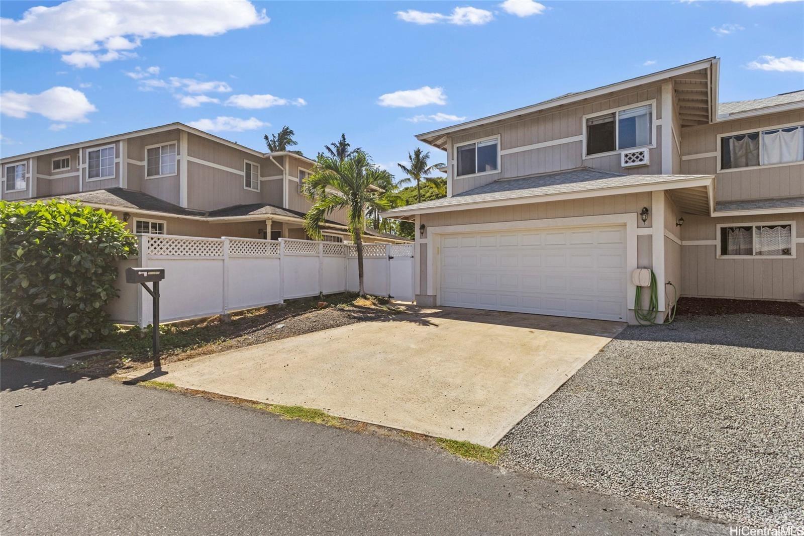 91-1015 Aawa Drive Property Photo 2
