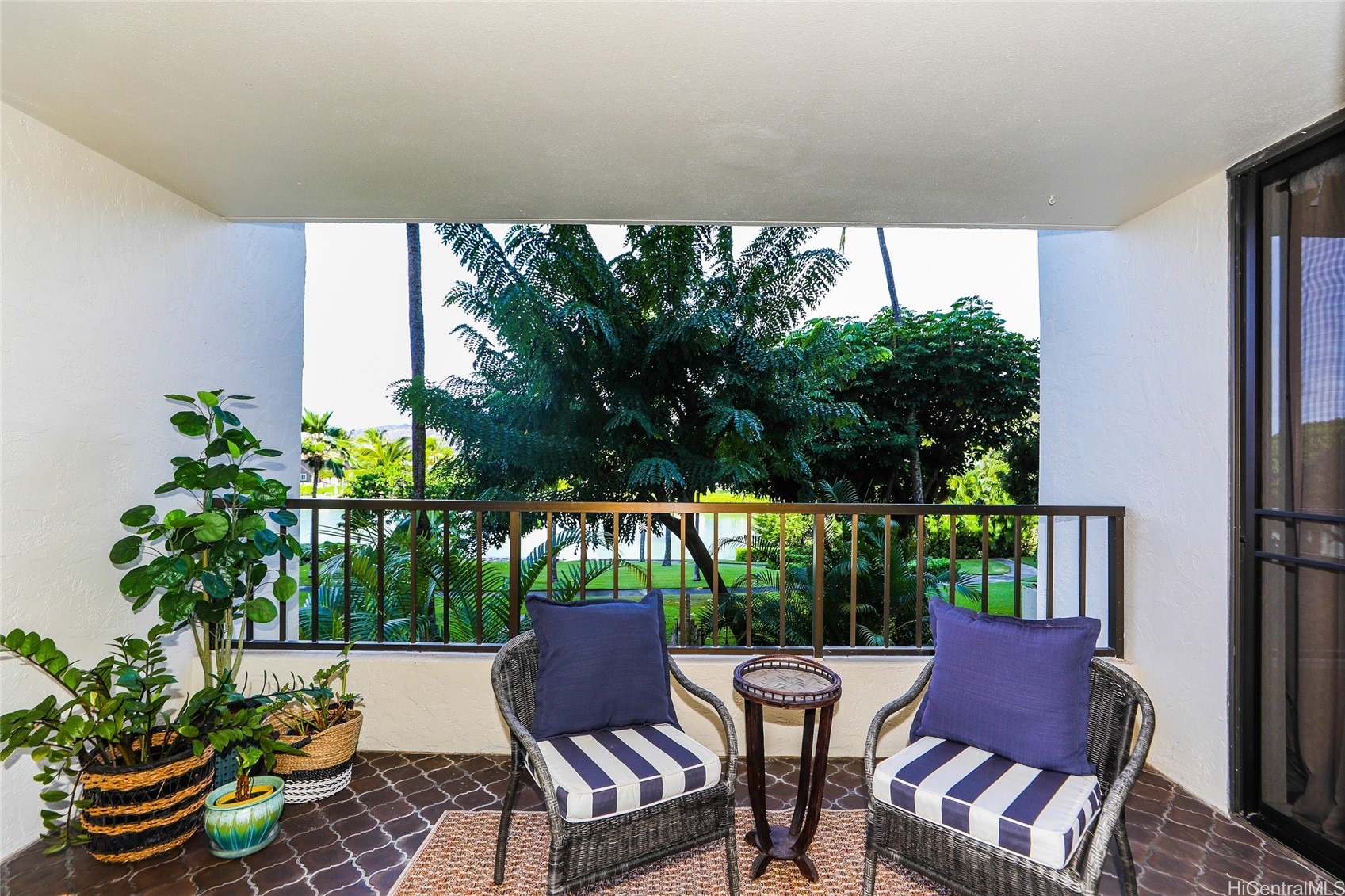 500 Lunalilo Home Road 22h Property Photo 1