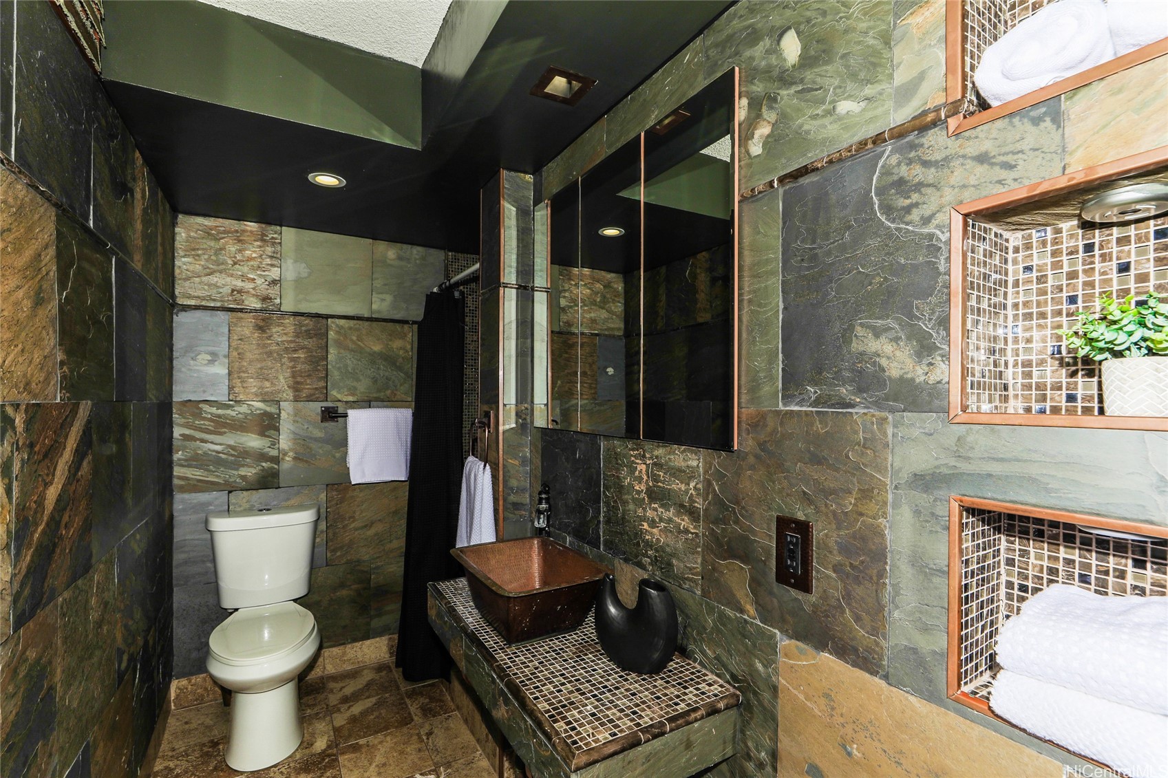 500 Lunalilo Home Road 22h Property Photo 12