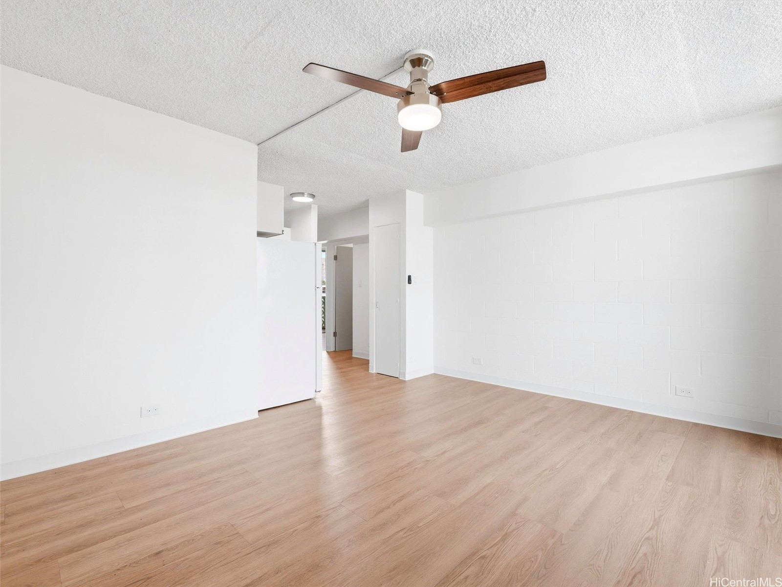 2120 Fern Street 302 Property Photo 7