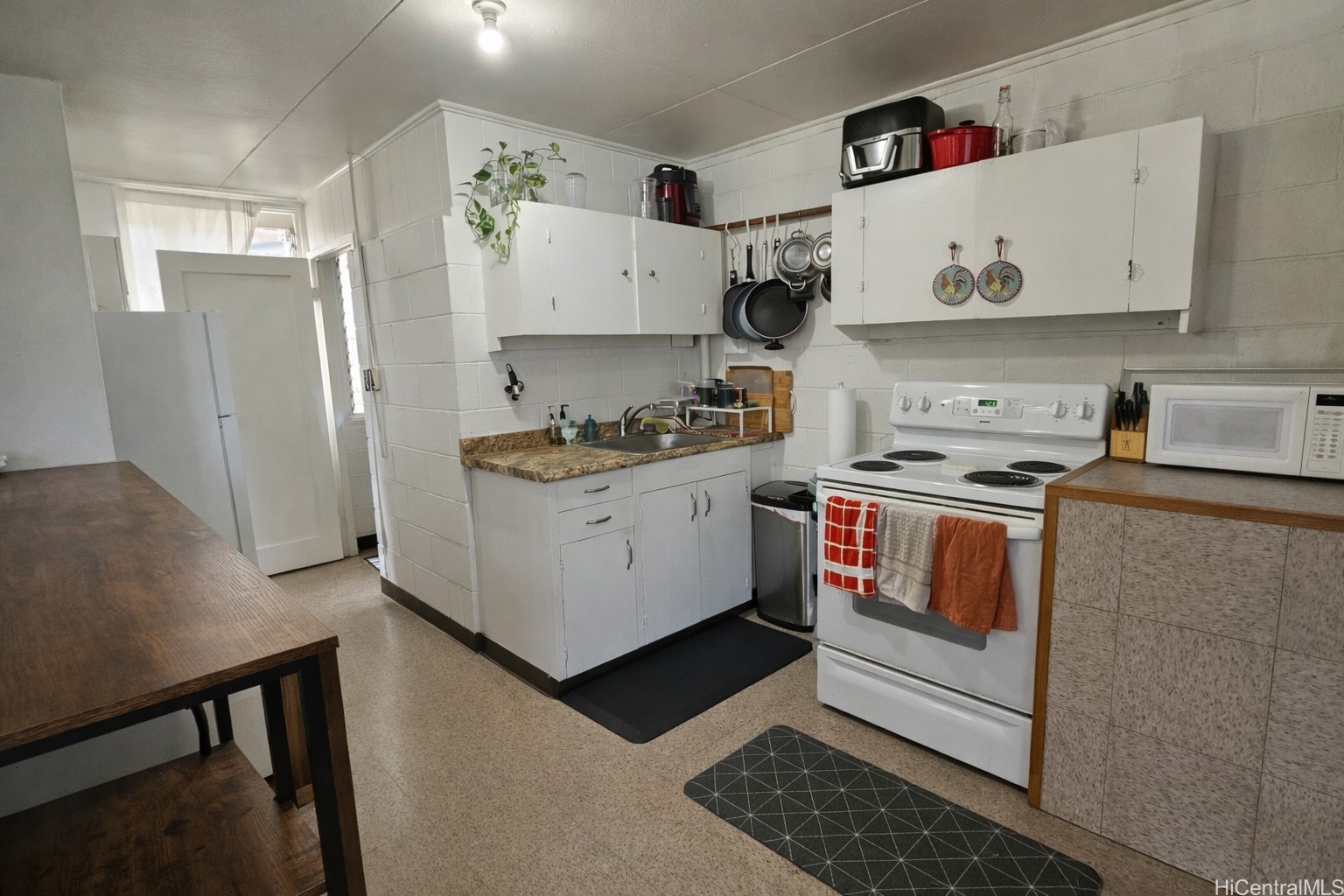 1578 Pele Street Property Photo 14