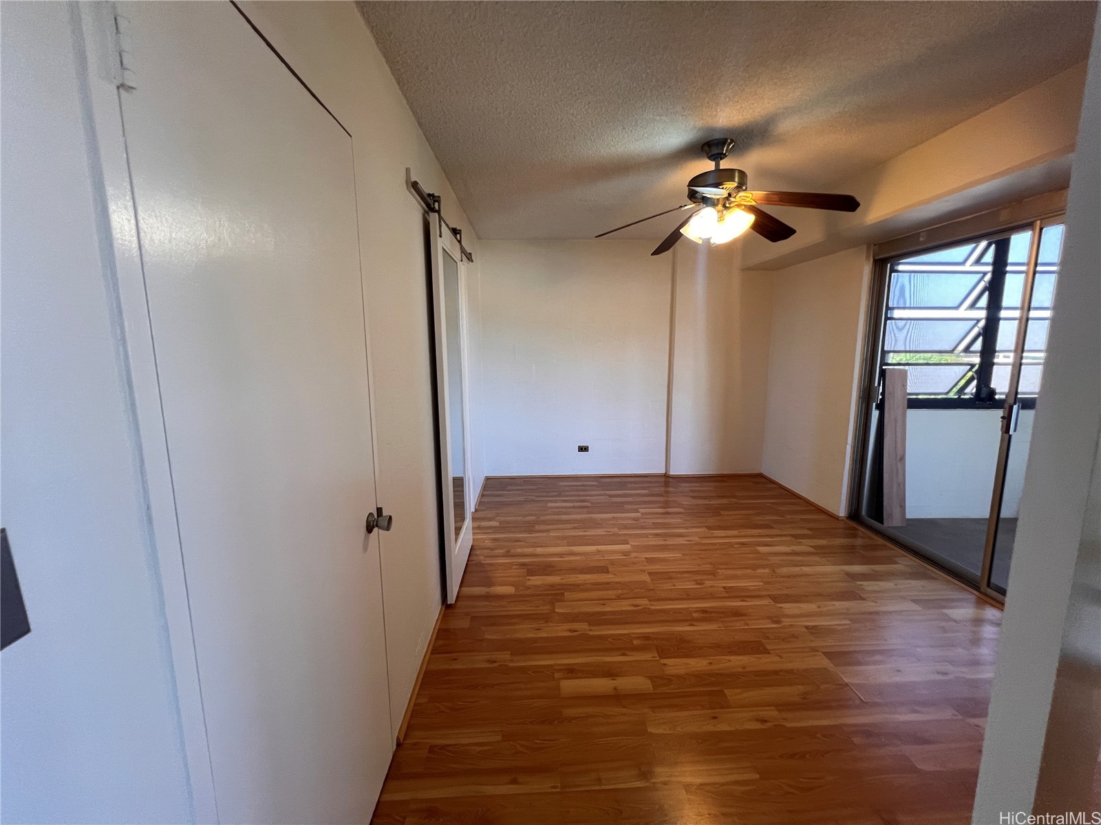 3350 Sierra Drive 305 Property Photo 6