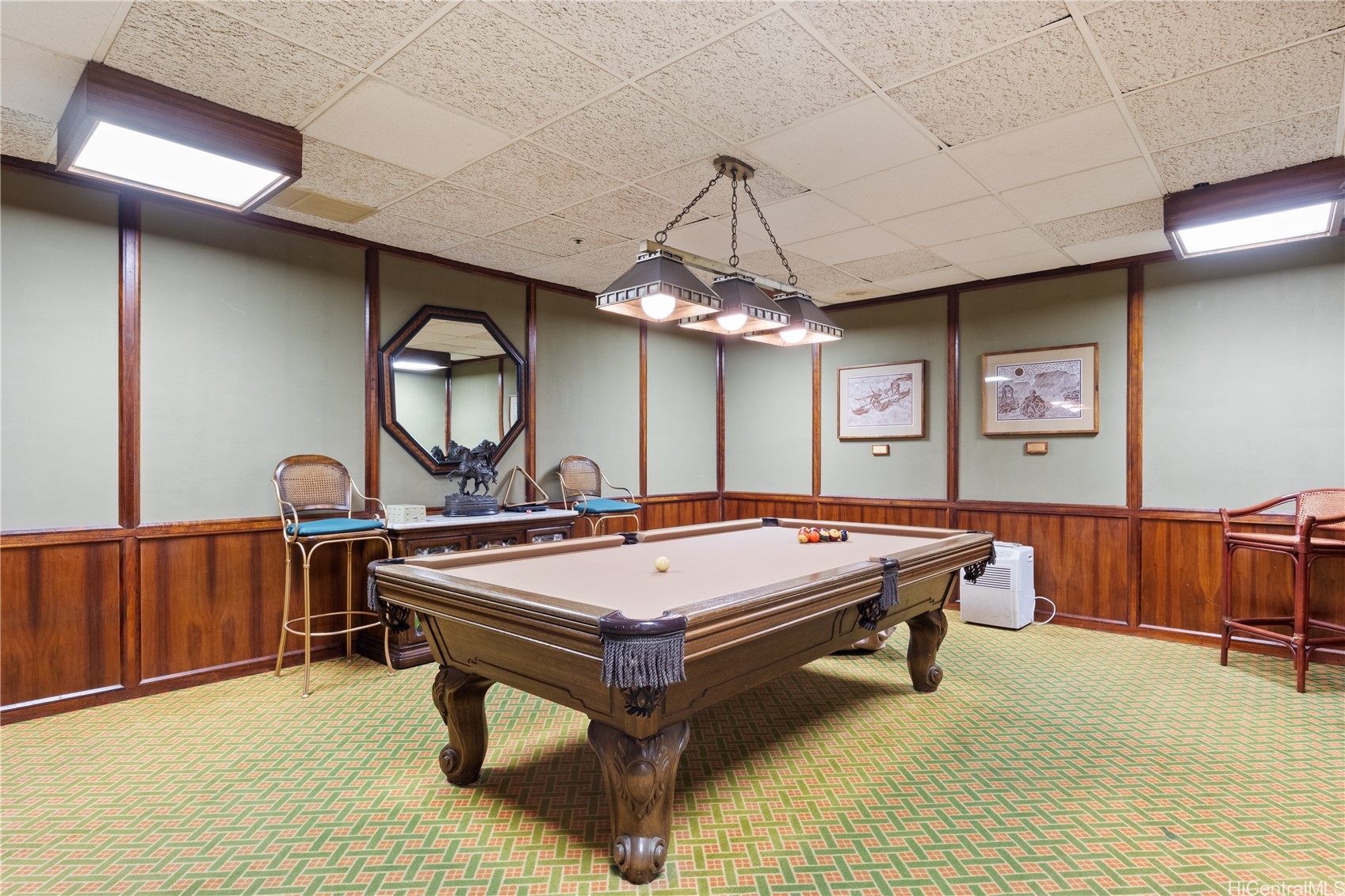 555 Hahaione Street 5e Property Photo 20