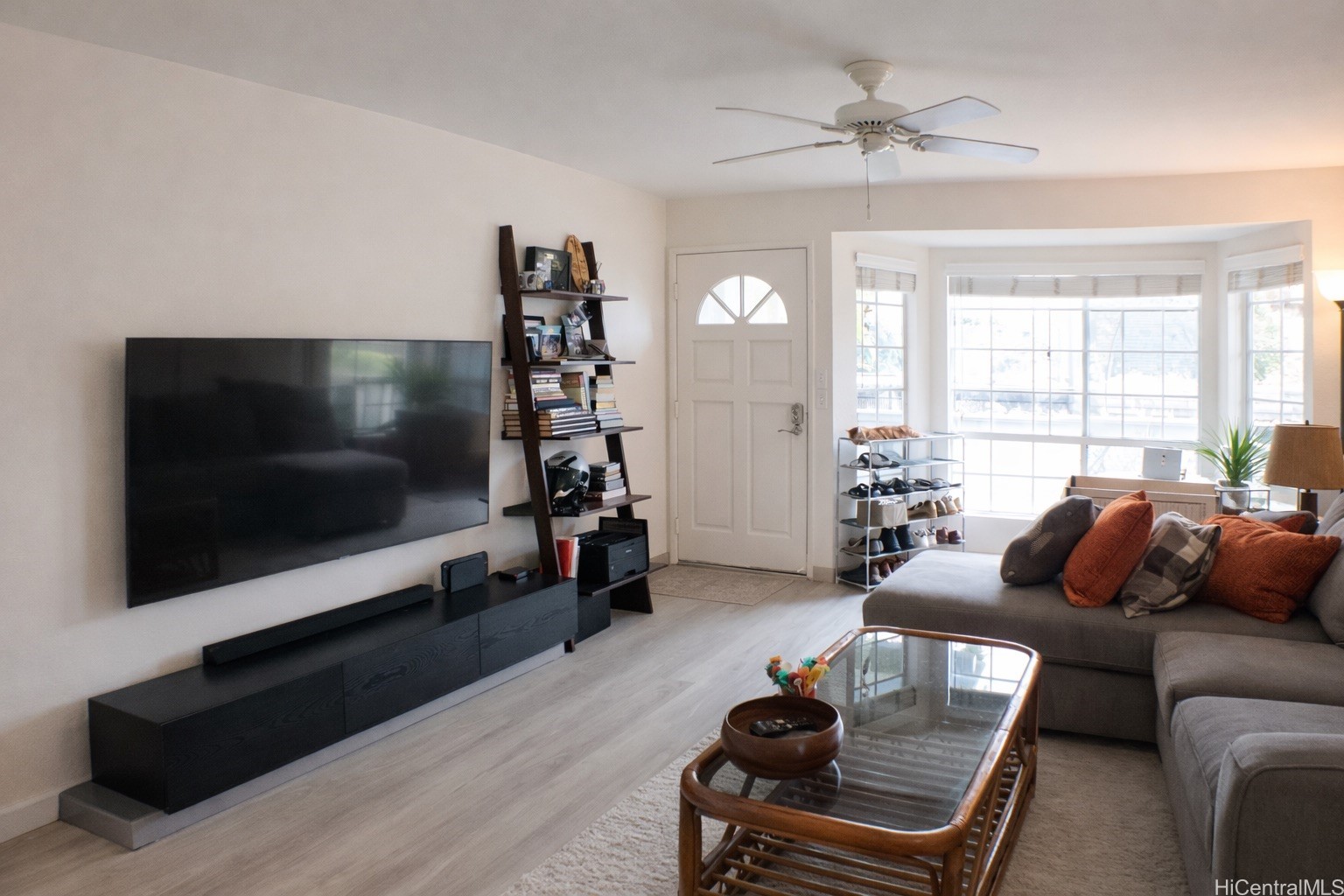 594 Mananai Place 21a Property Photo 8