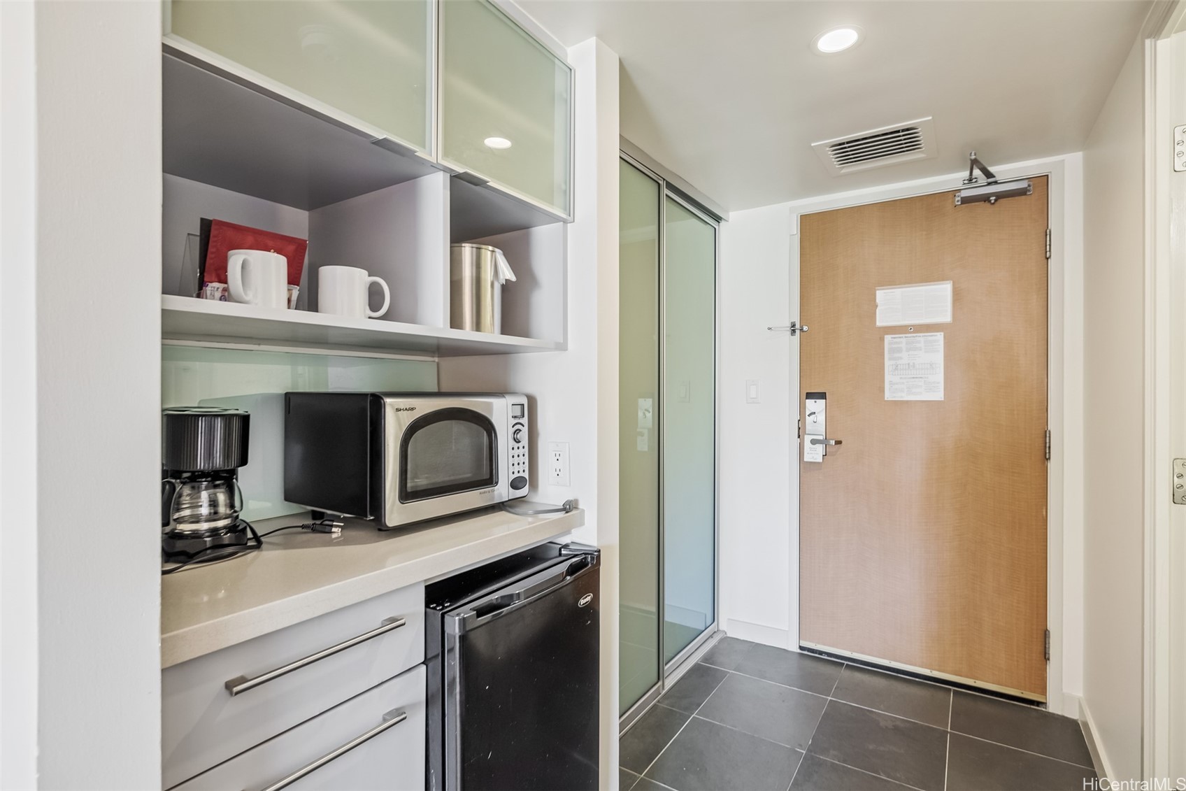 410 Atkinson Drive 1509 Property Photo 5
