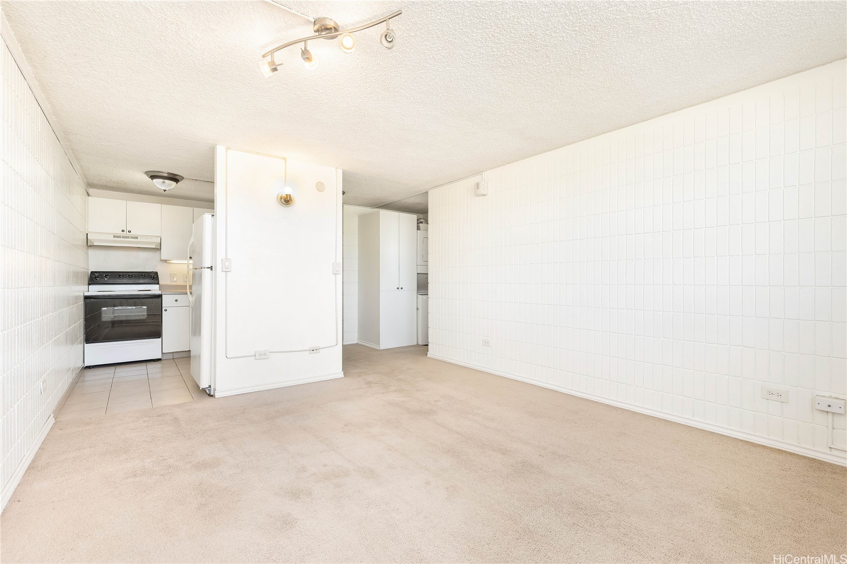 3215 Ala Ilima Street A506 Property Photo 6
