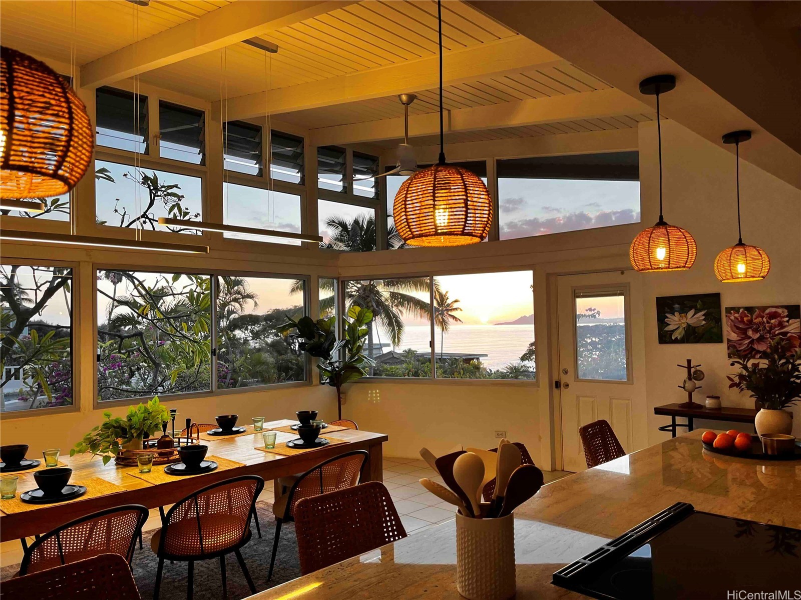 532 Portlock Road Property Photo 4