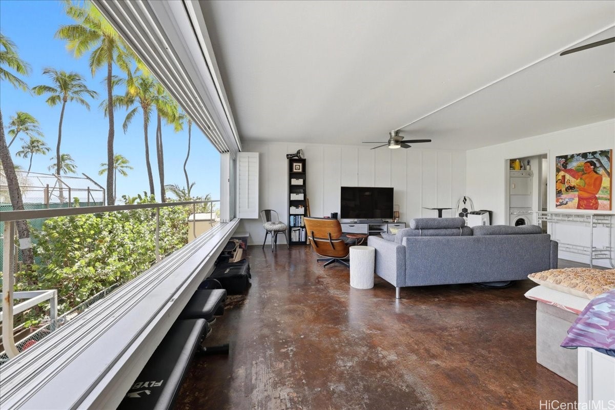 2895 Kalakaua Avenue 207 Property Photo 1