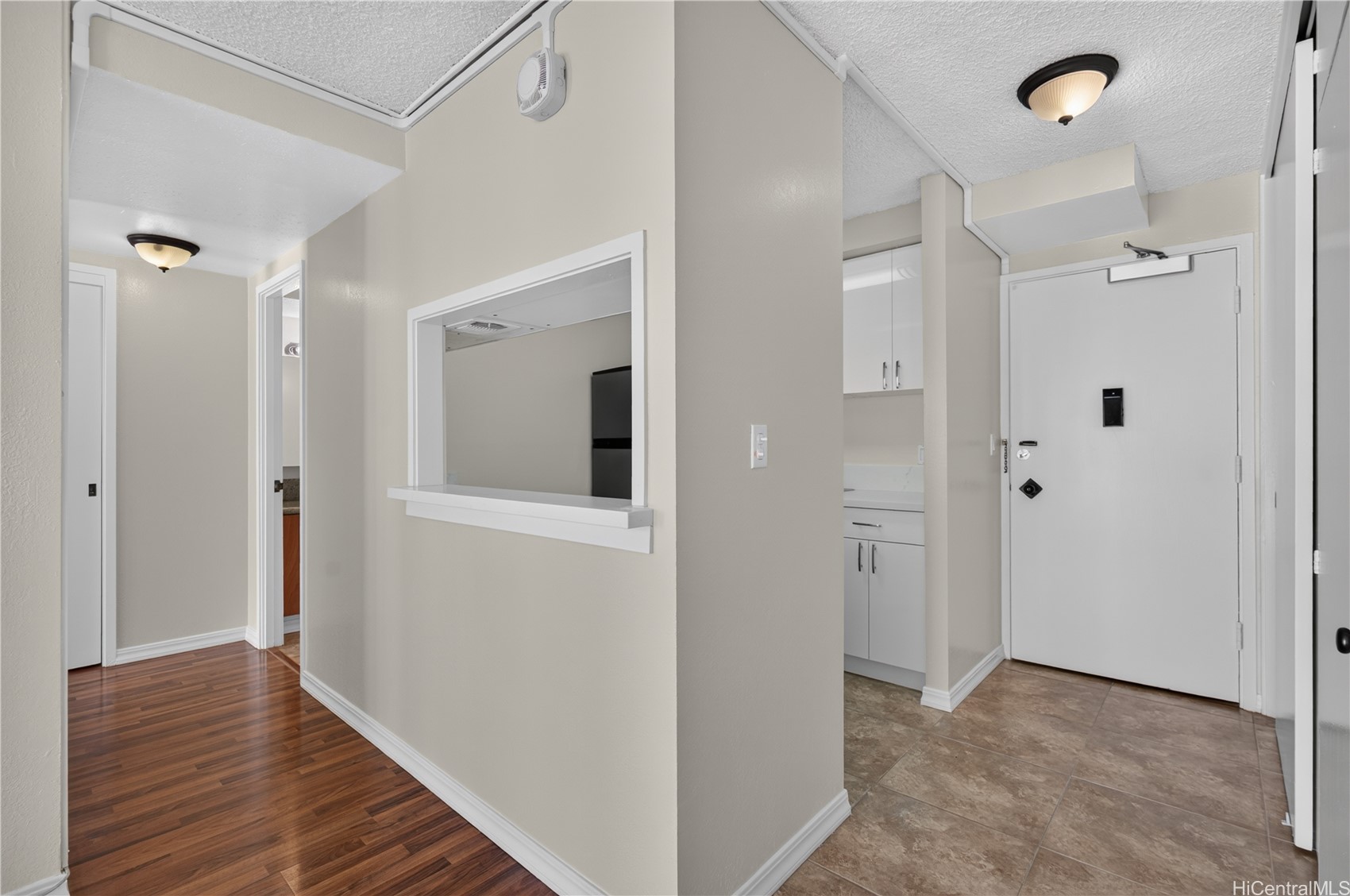 1617 Kapiolani Boulevard 1004 Property Photo 5
