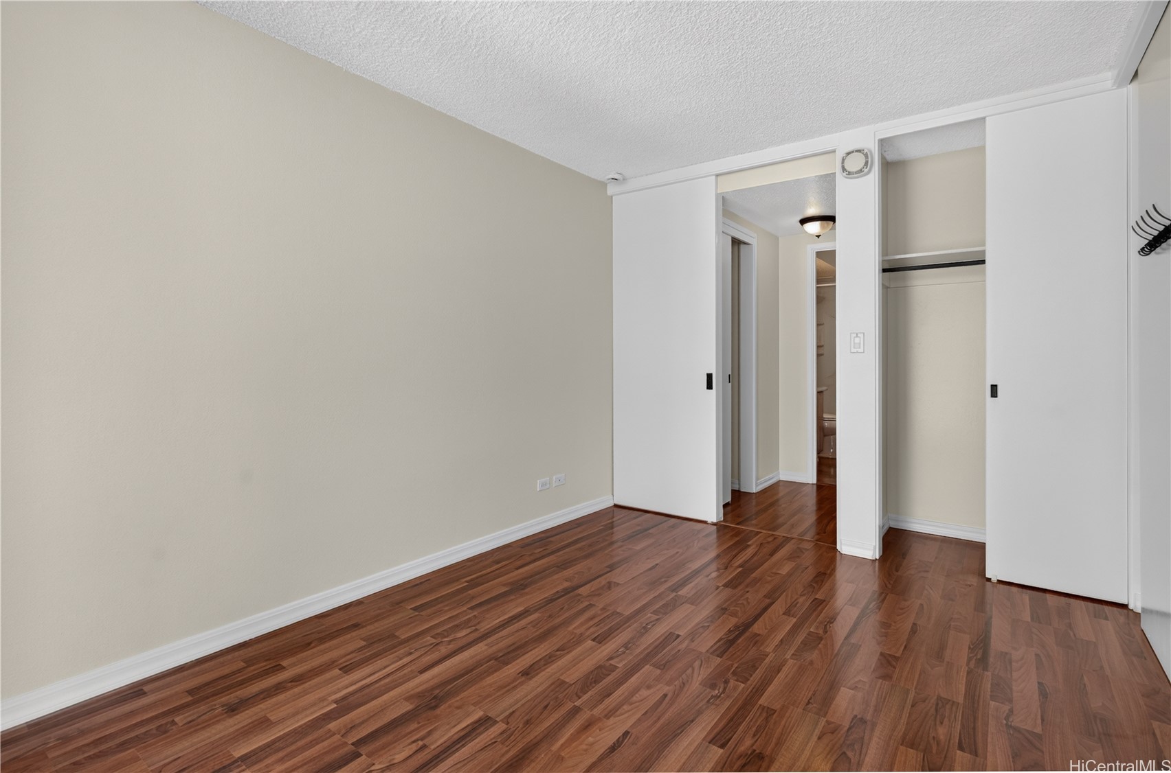 1617 Kapiolani Boulevard 1004 Property Photo 11