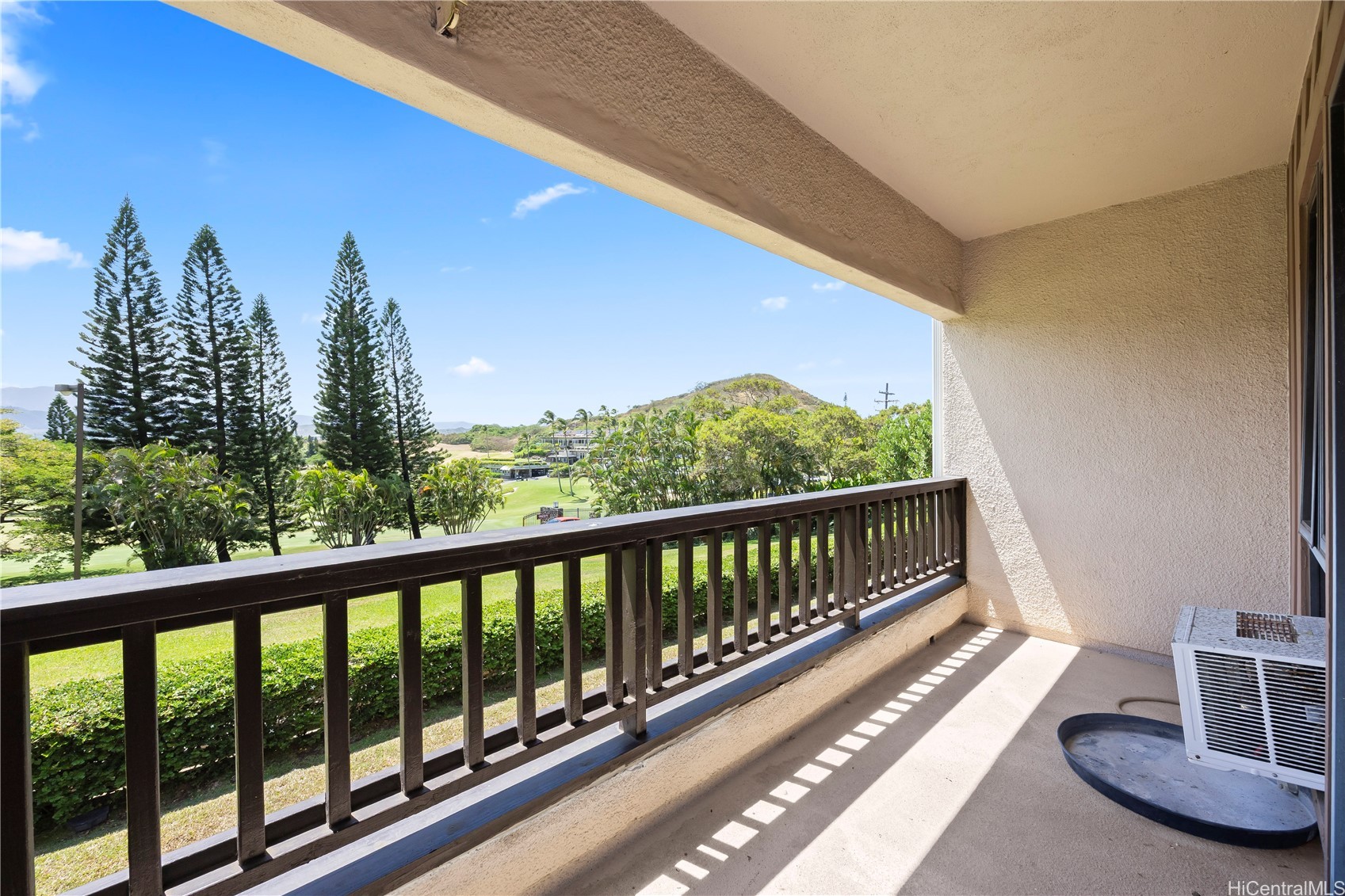 319 Kaelepulu Drive 202 Property Photo 4