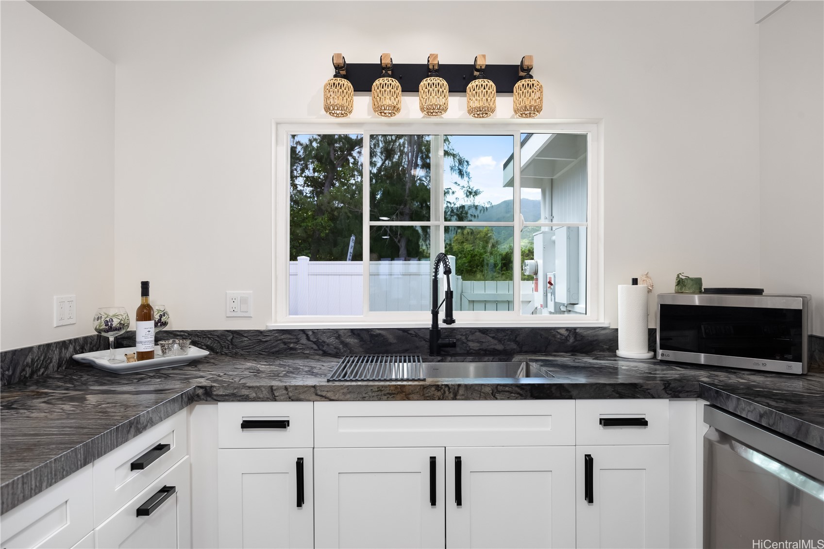 68-695 Farrington Highway Property Photo 12