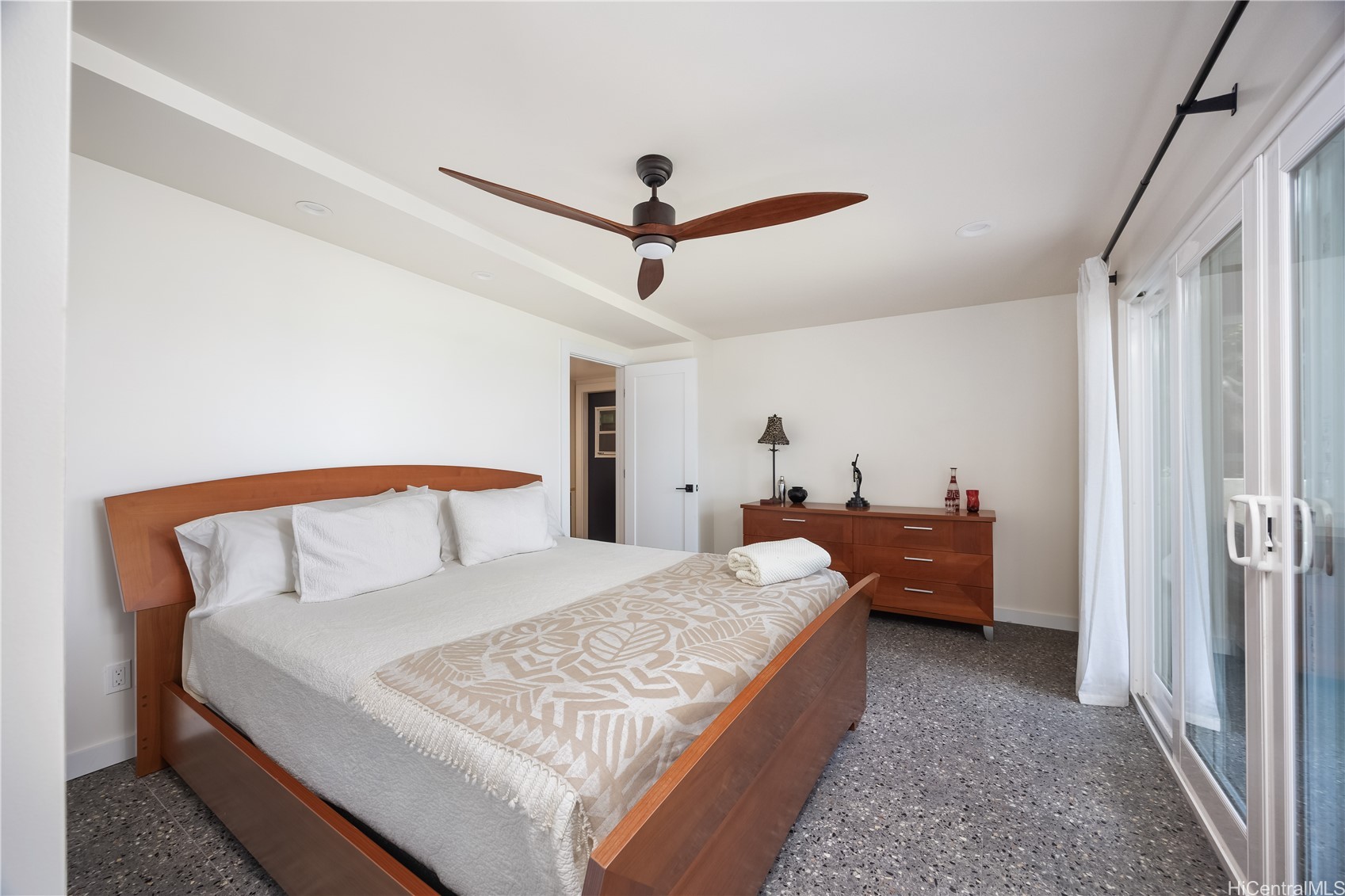 68-695 Farrington Highway Property Photo 13