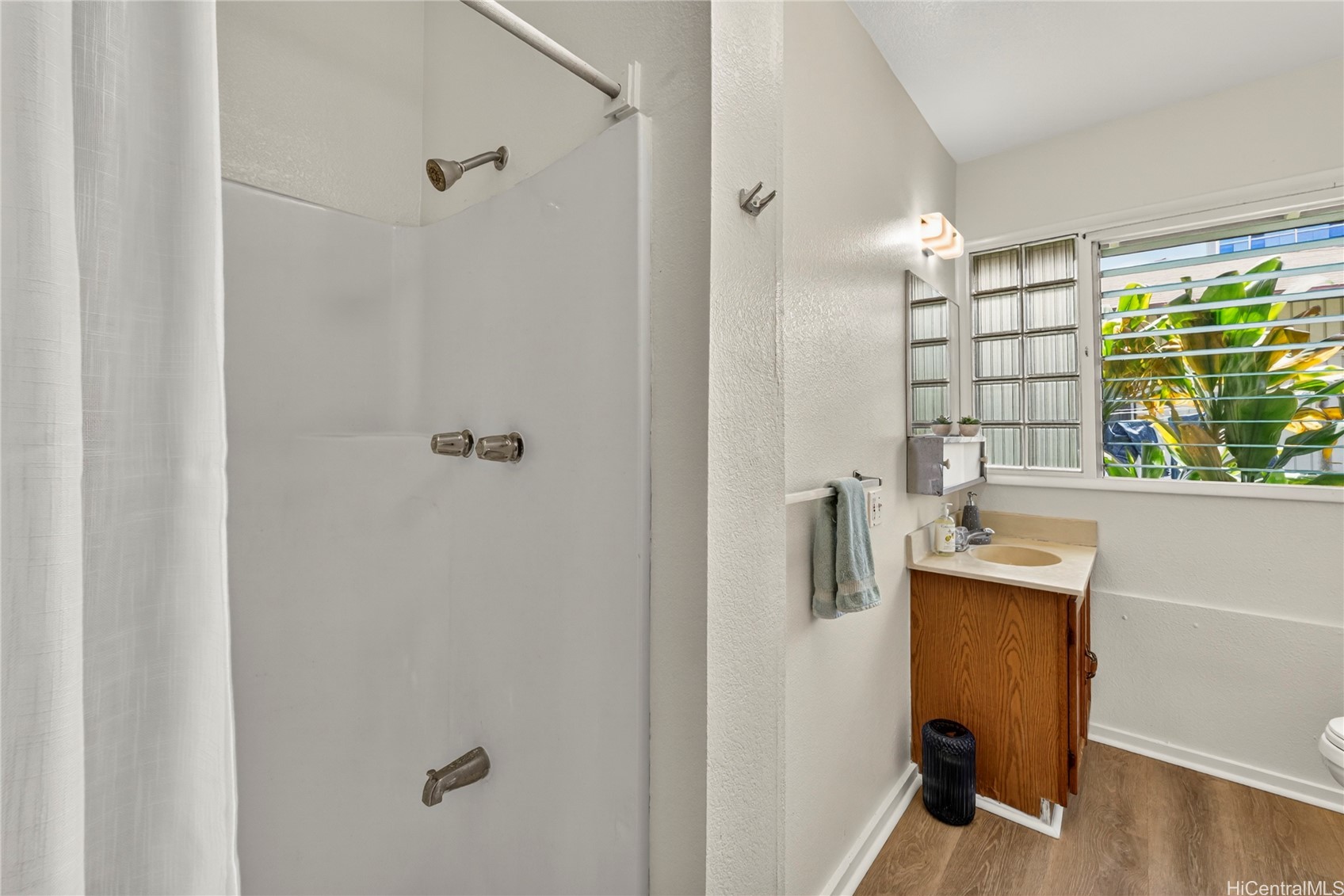 1128 Alohi Way Property Photo 15