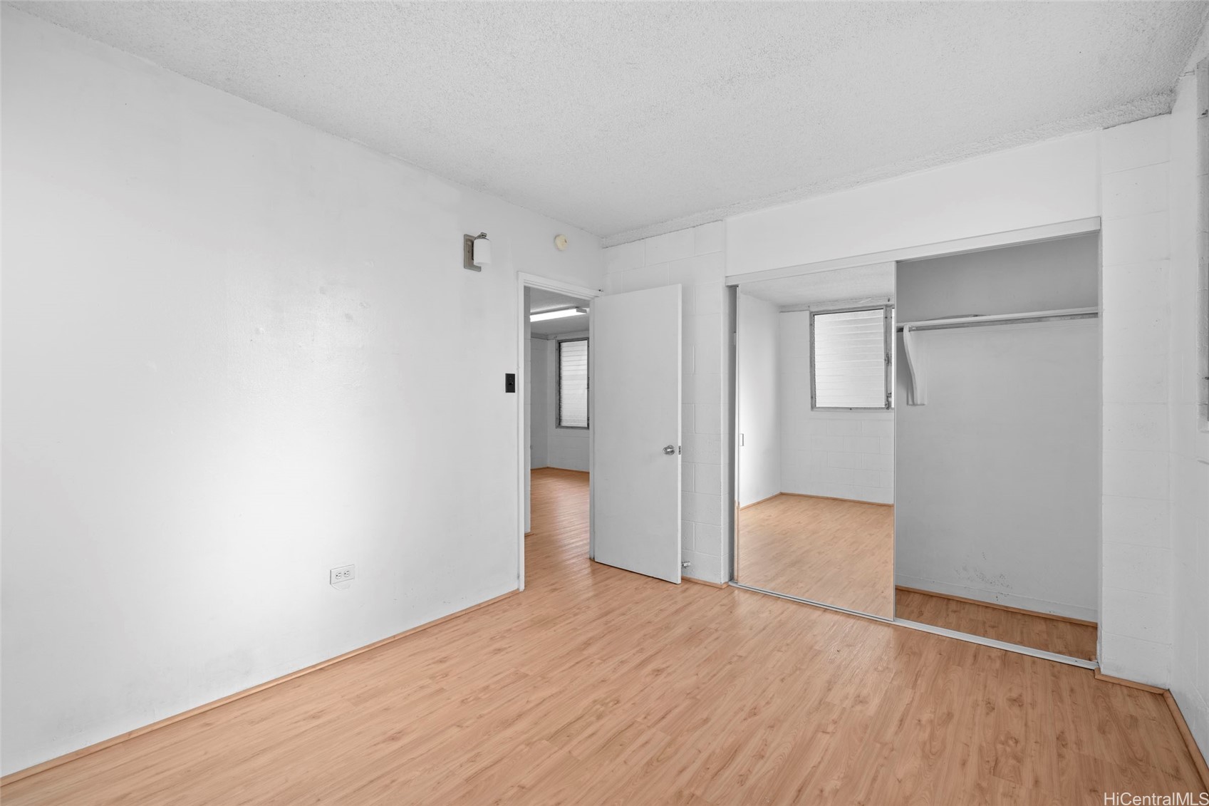 98-120 Lipoa Place 204 Property Photo 6