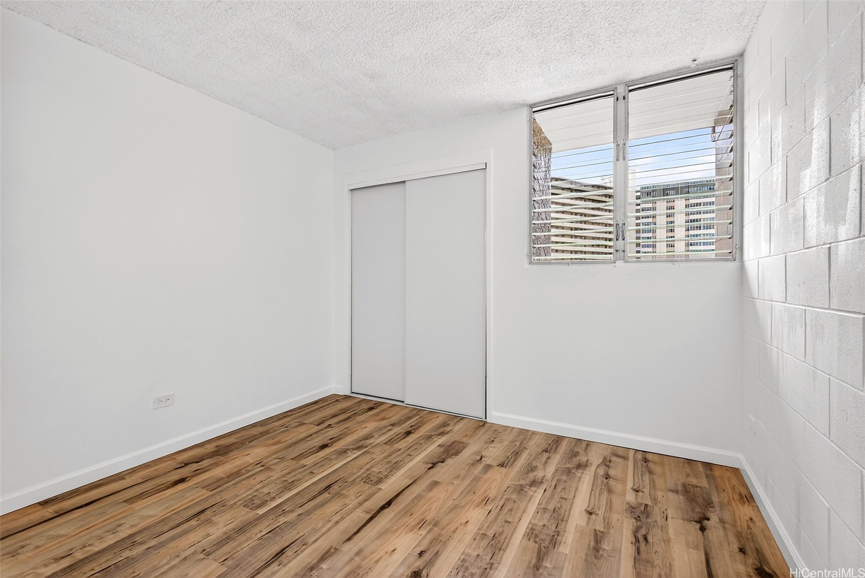 1260 Richard Lane B-602 Property Photo 17