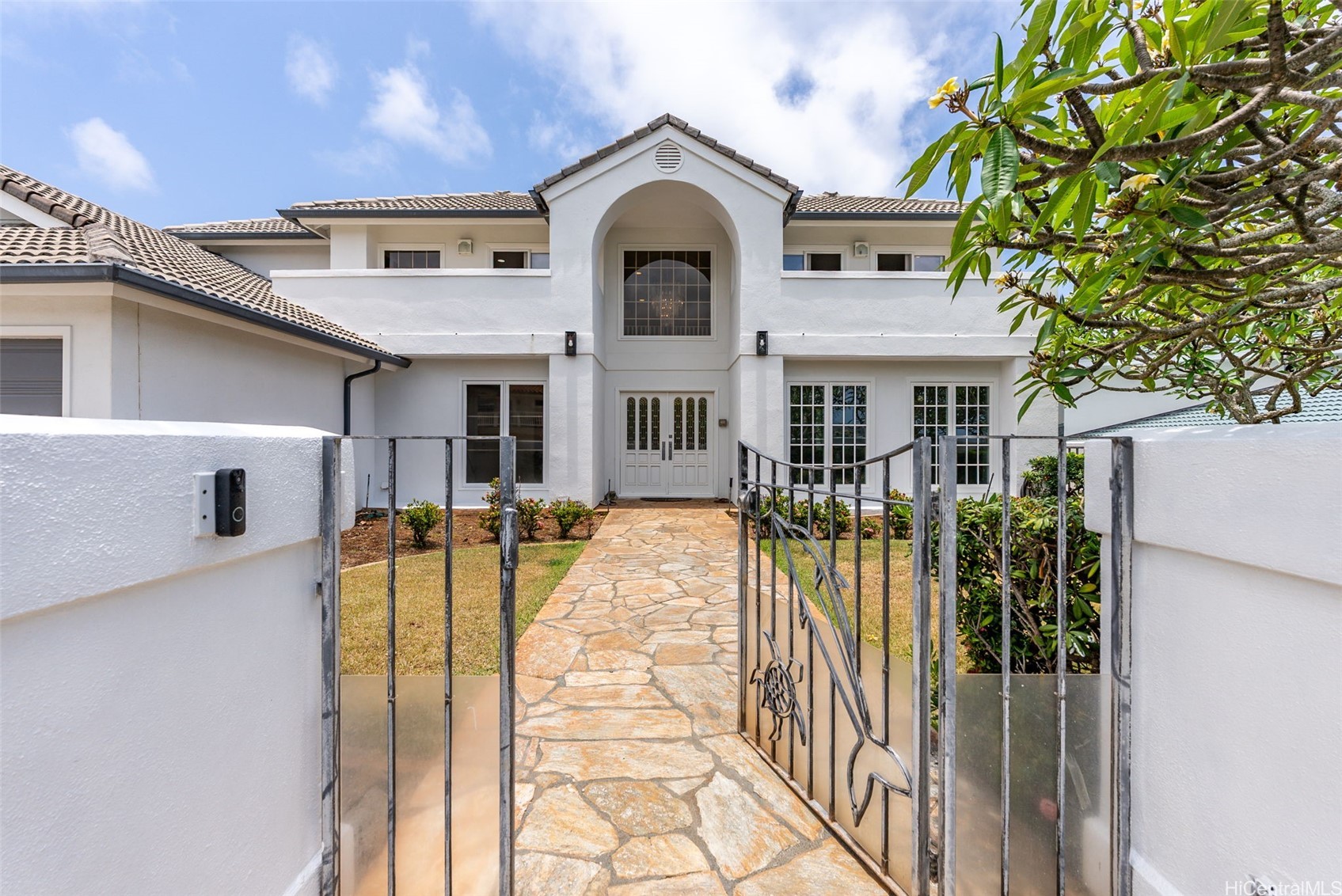 1025 Hanohano Way Property Photo 1