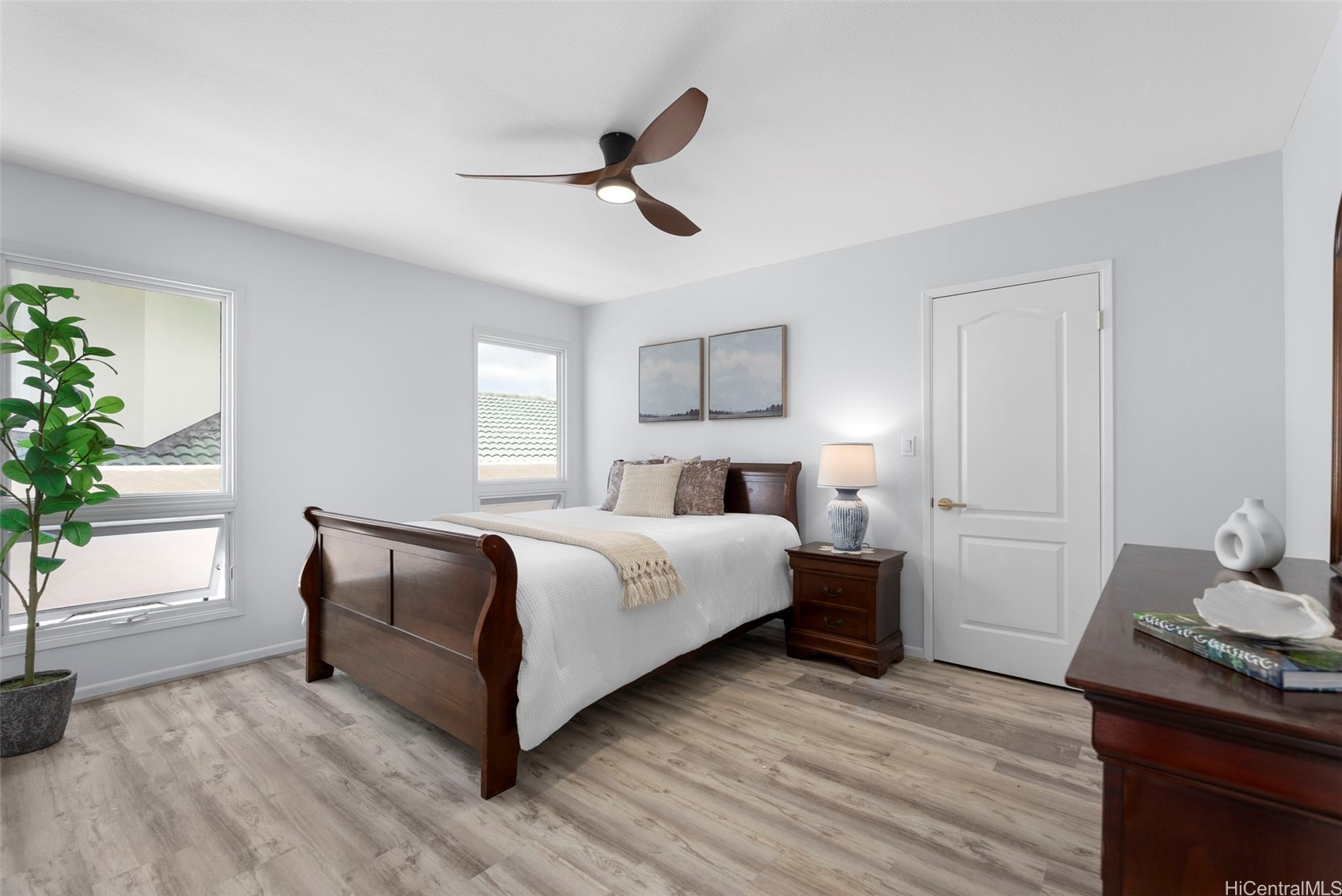 1025 Hanohano Way Property Photo 18