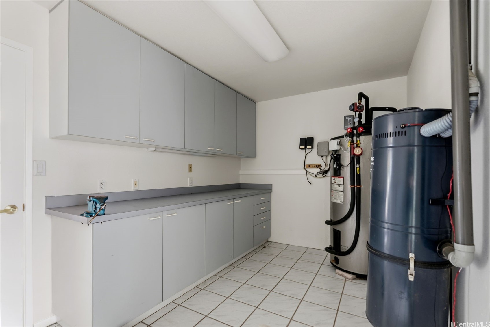 1025 Hanohano Way Property Photo 23
