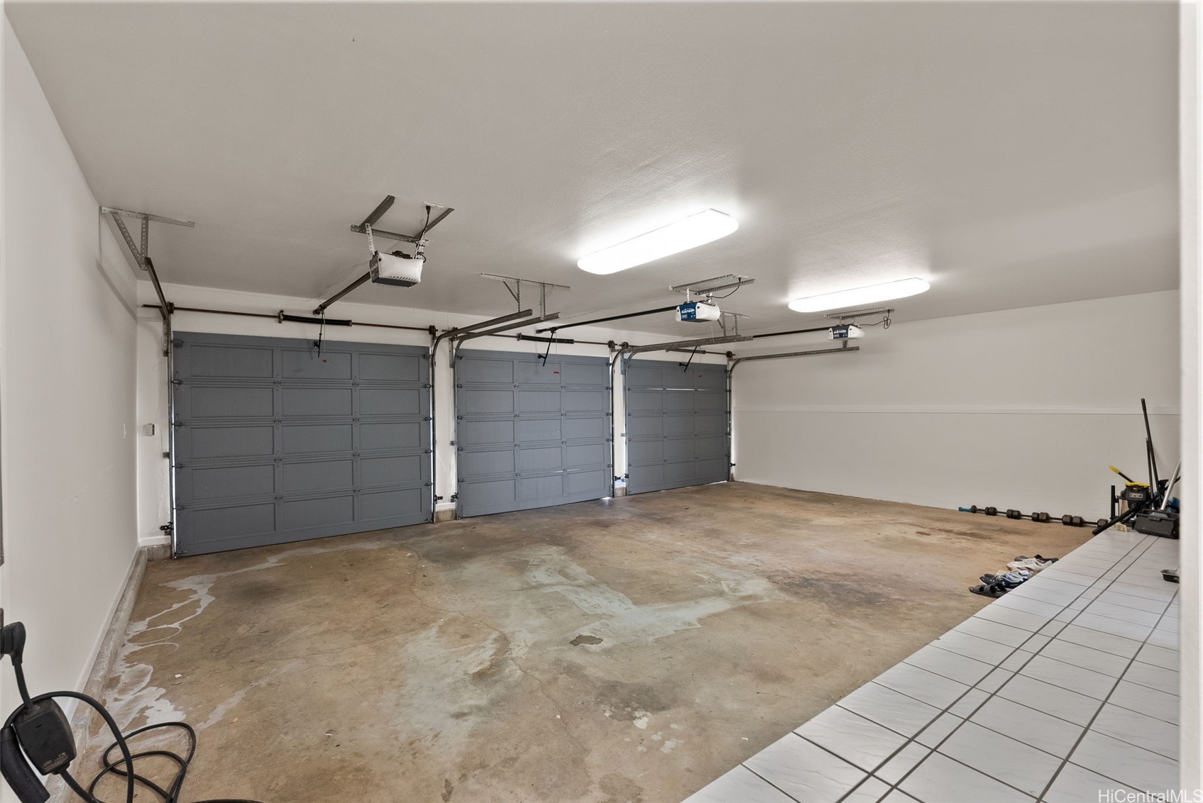 1025 Hanohano Way Property Photo 24