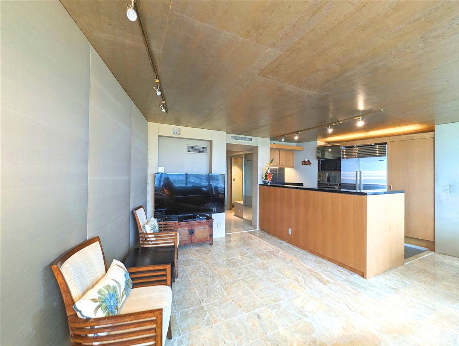 1330 Ala Moana Boulevard 2006 Property Photo 2