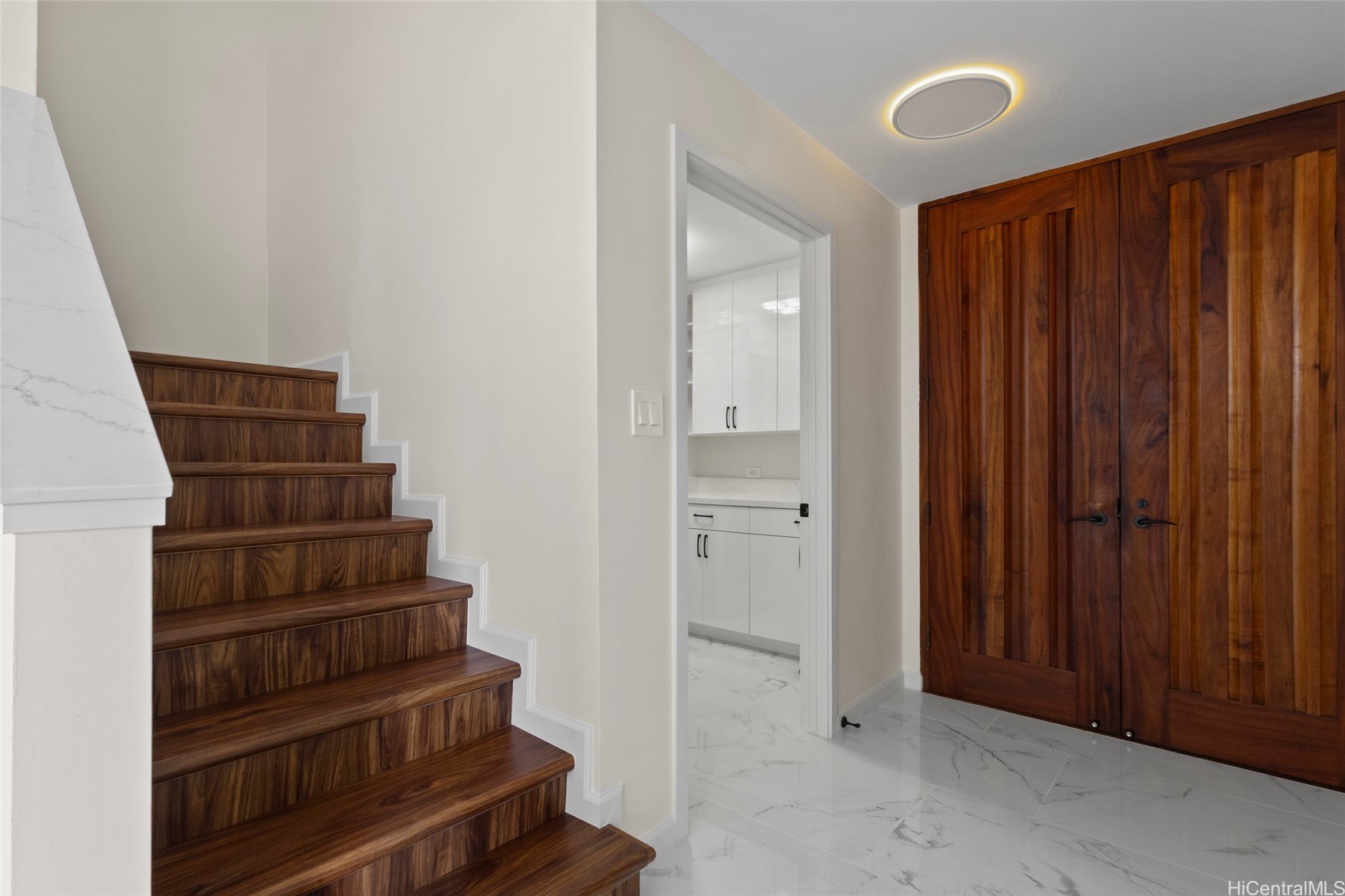 555 University Avenue Ph1 Property Photo 21