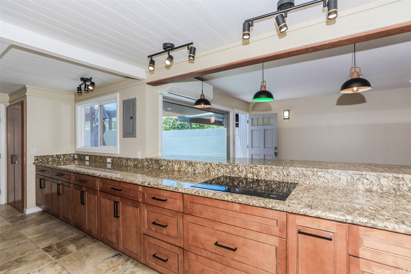 417 Koko Isle Circle 9908 Property Photo 10