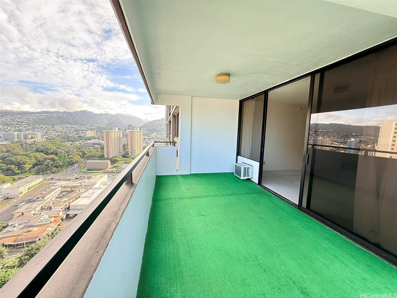55 S Kukui Street D2701 Property Photo 7