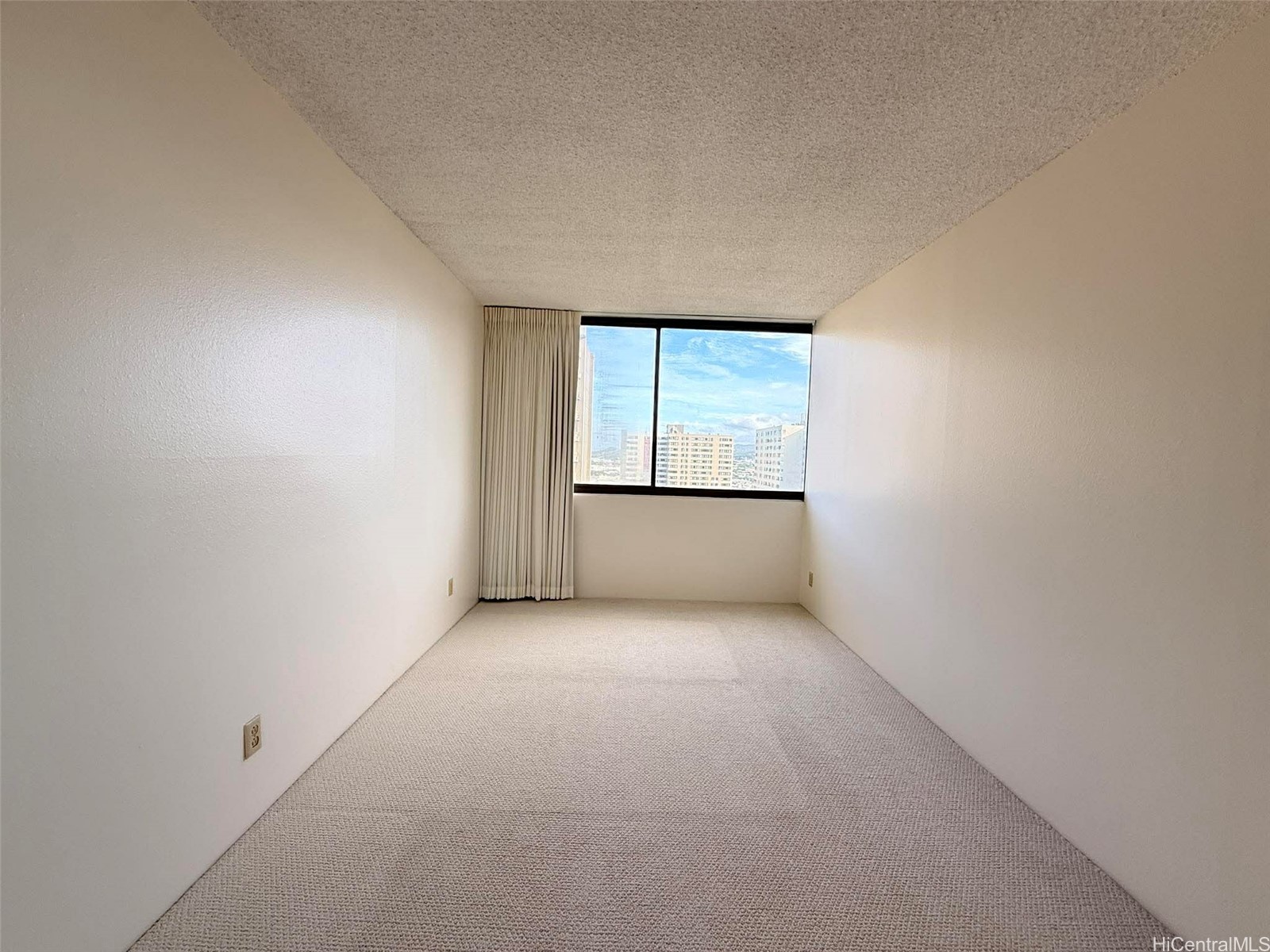 55 S Kukui Street D2701 Property Photo 11