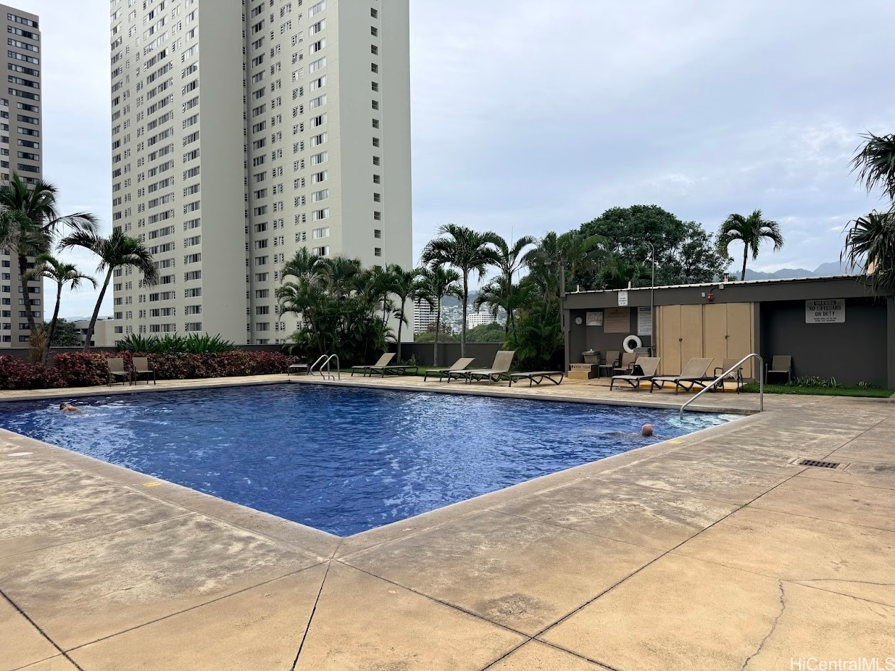 55 S Kukui Street D2701 Property Photo 17