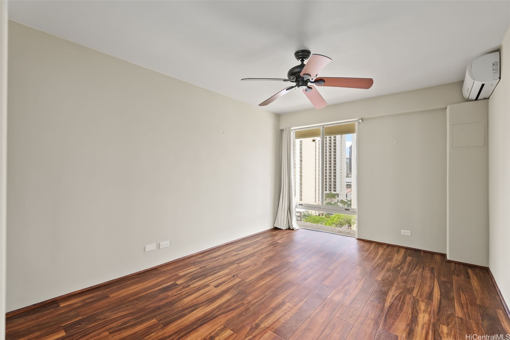 240 Makee Road 12c Property Photo 17