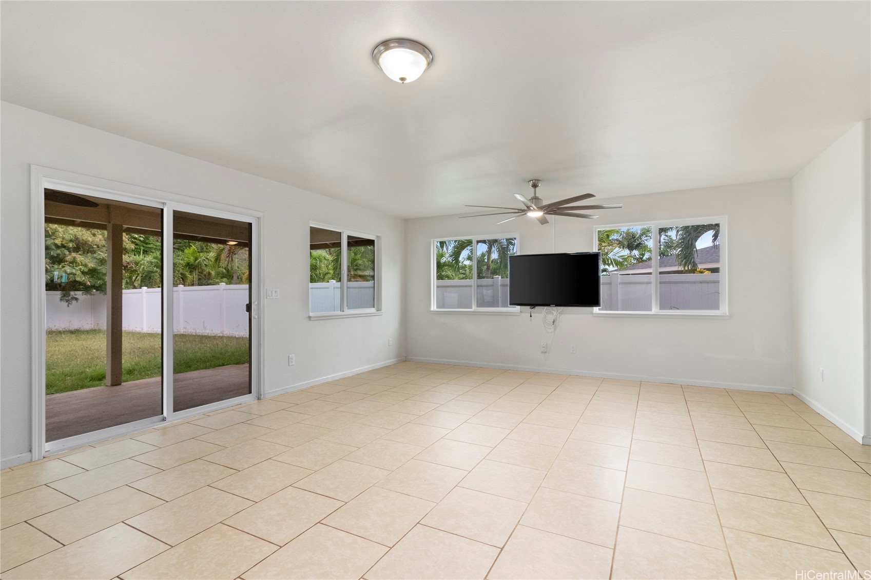 84-575 Kili Drive 28 Property Photo 2
