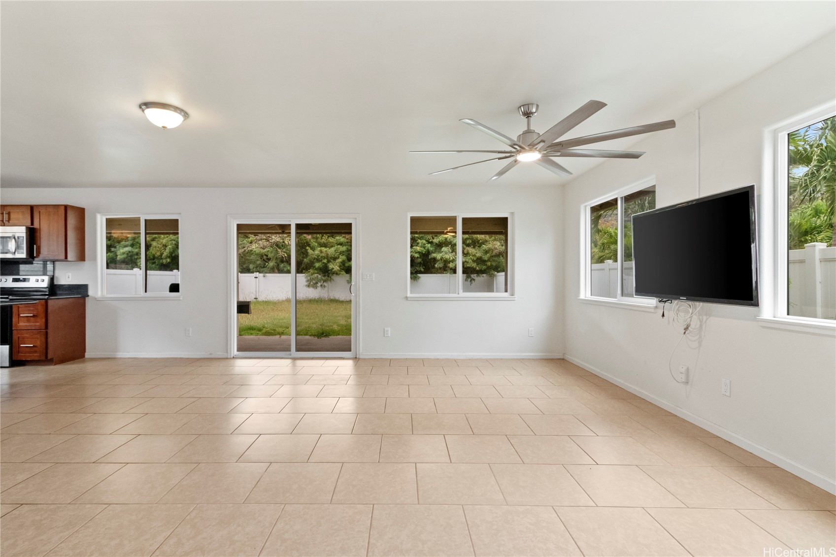 84-575 Kili Drive 28 Property Photo 3