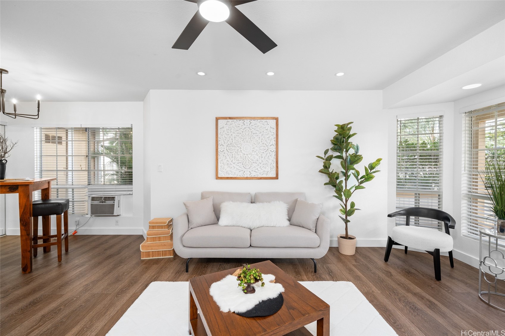 306 Mananai Place 4d Property Photo 3