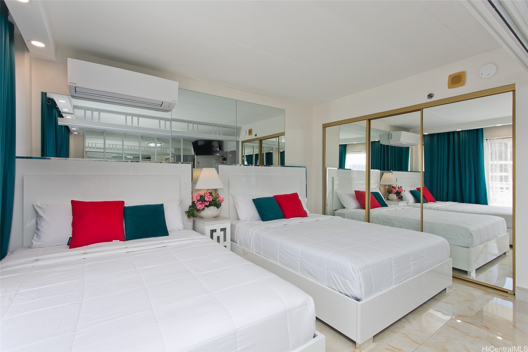 1777 Ala Moana Boulevard 2142 Property Photo 5