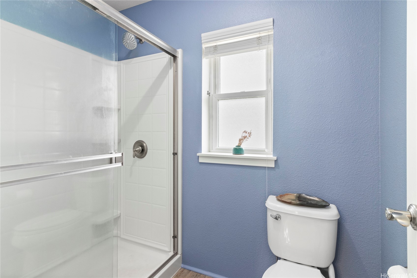 550 Kamaaha Avenue 703 Property Photo 9