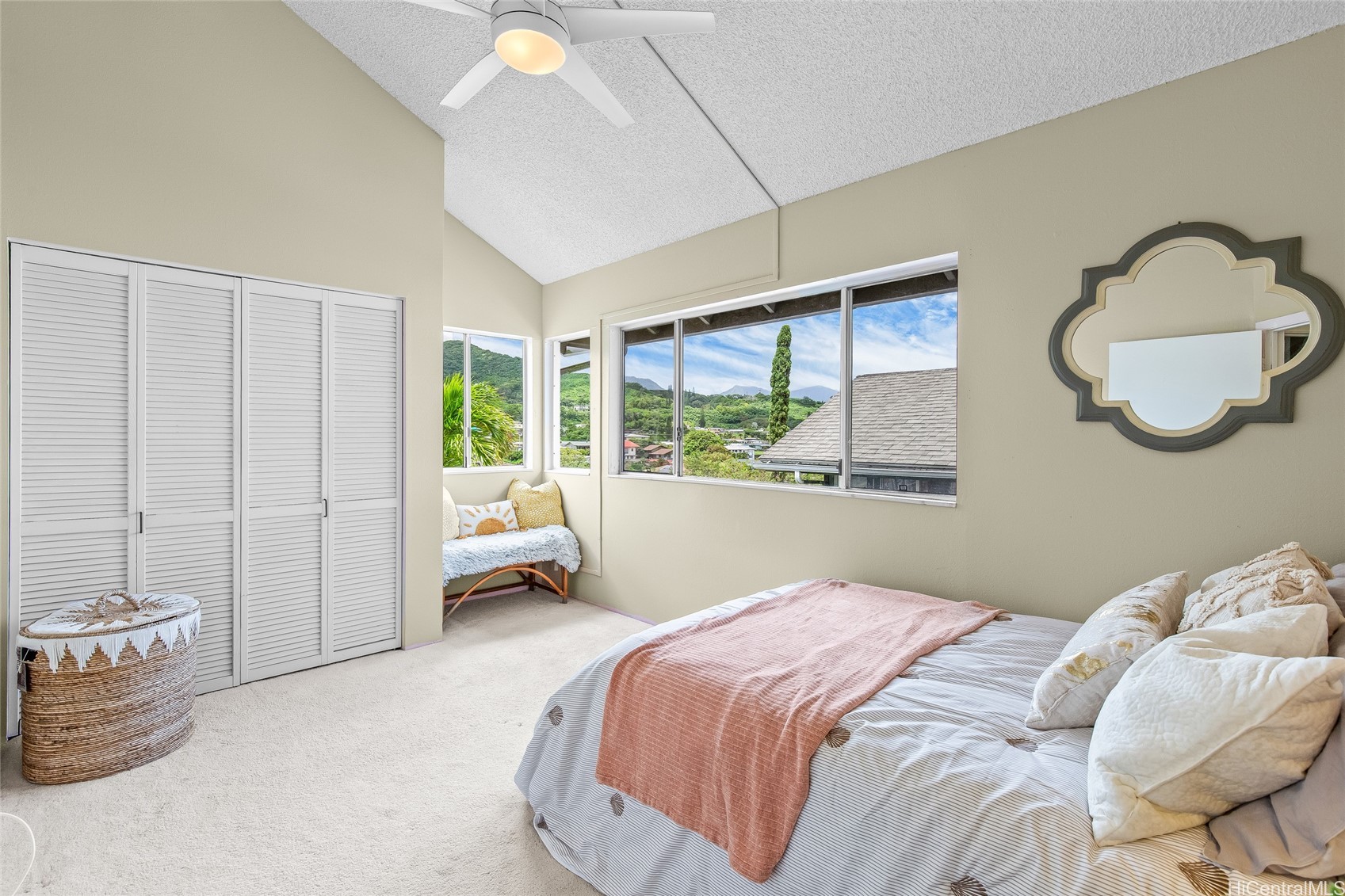 1479 Kanapuu Drive Property Photo 17