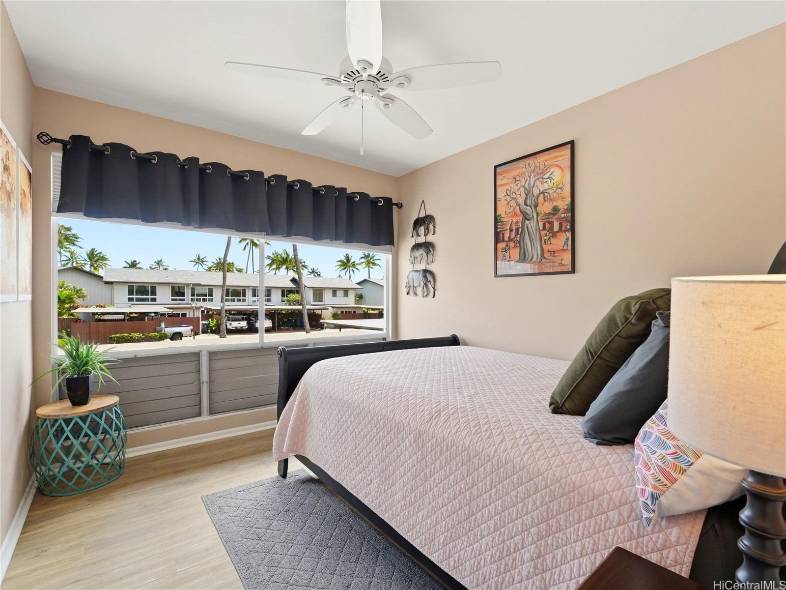 715 Koko Isle Circle 13/1307 Property Photo 16