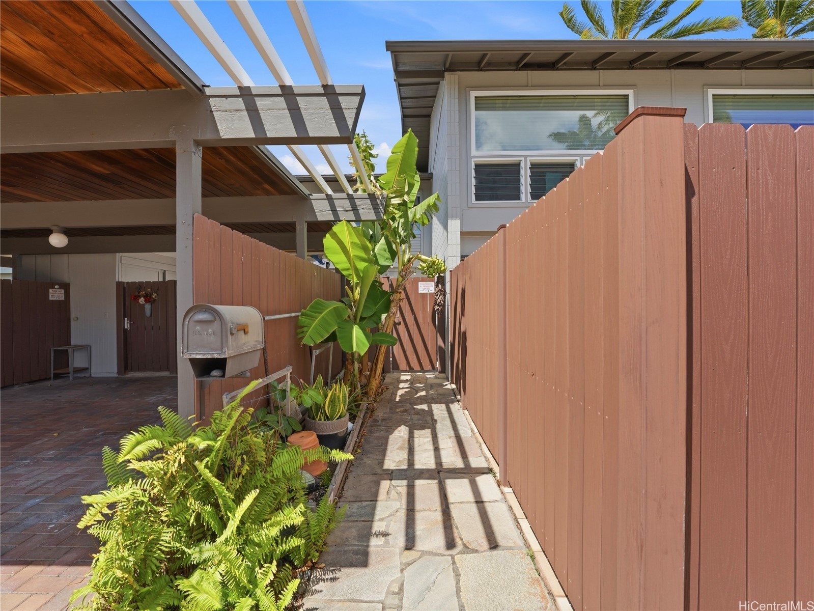 715 Koko Isle Circle 13/1307 Property Photo 25