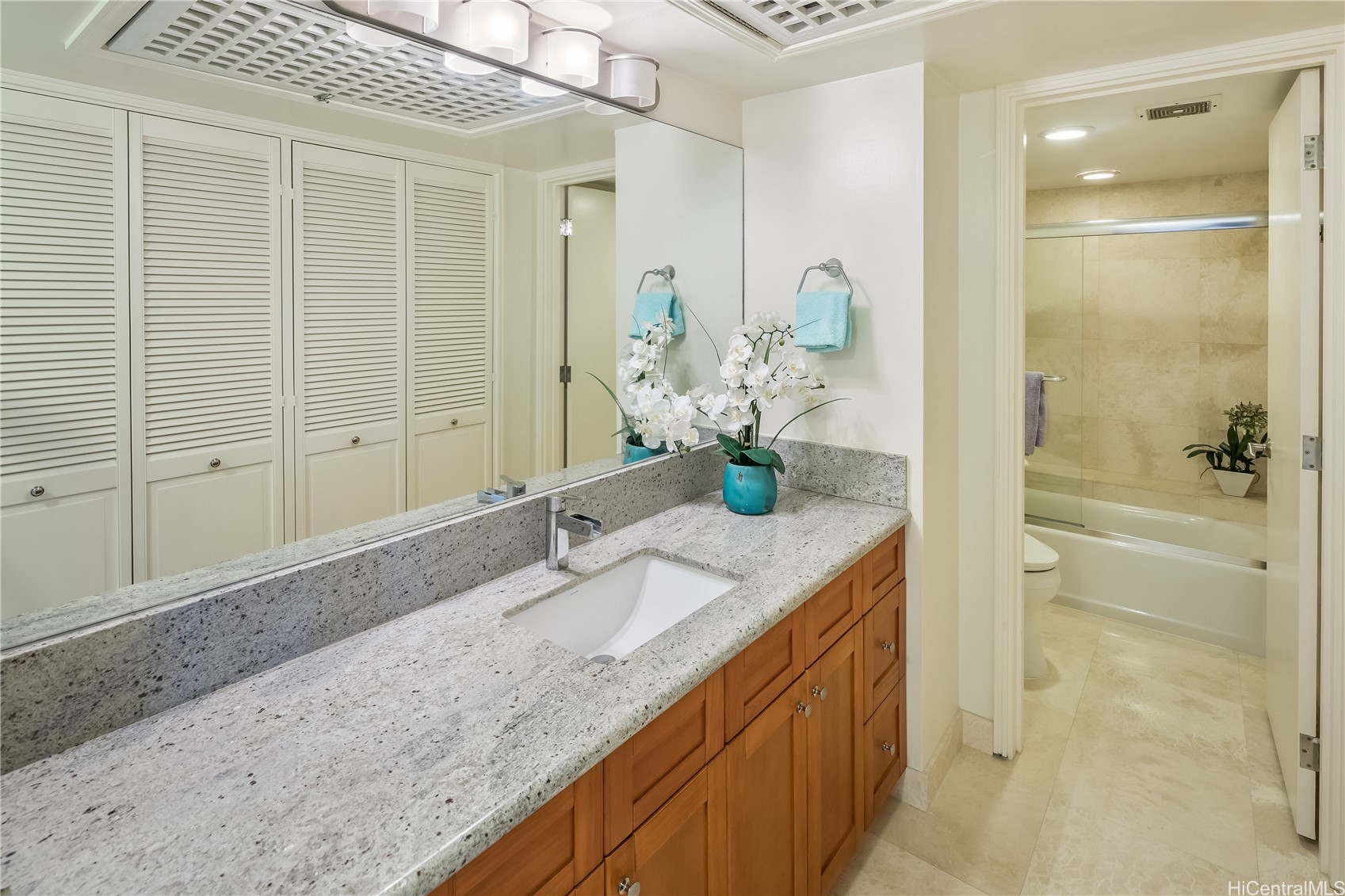 1650 Ala Moana Boulevard 4101 Property Photo 16