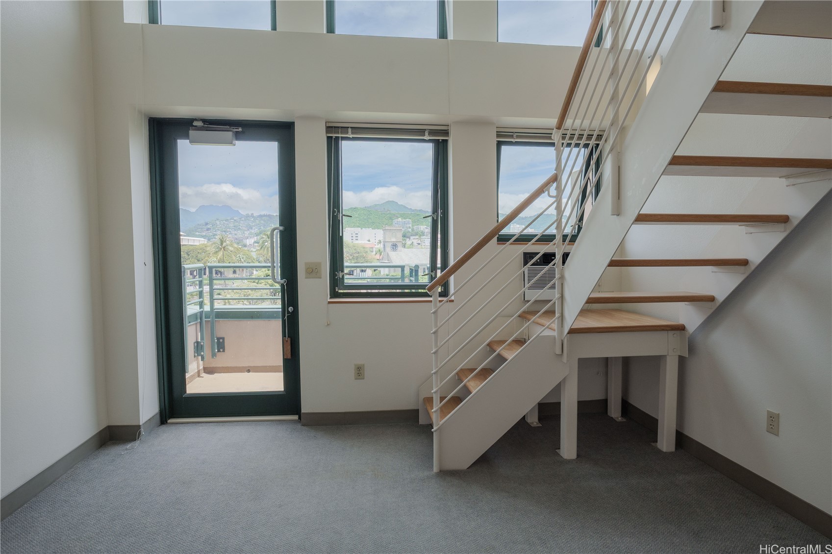 545 Queen Street 633 Property Photo 6