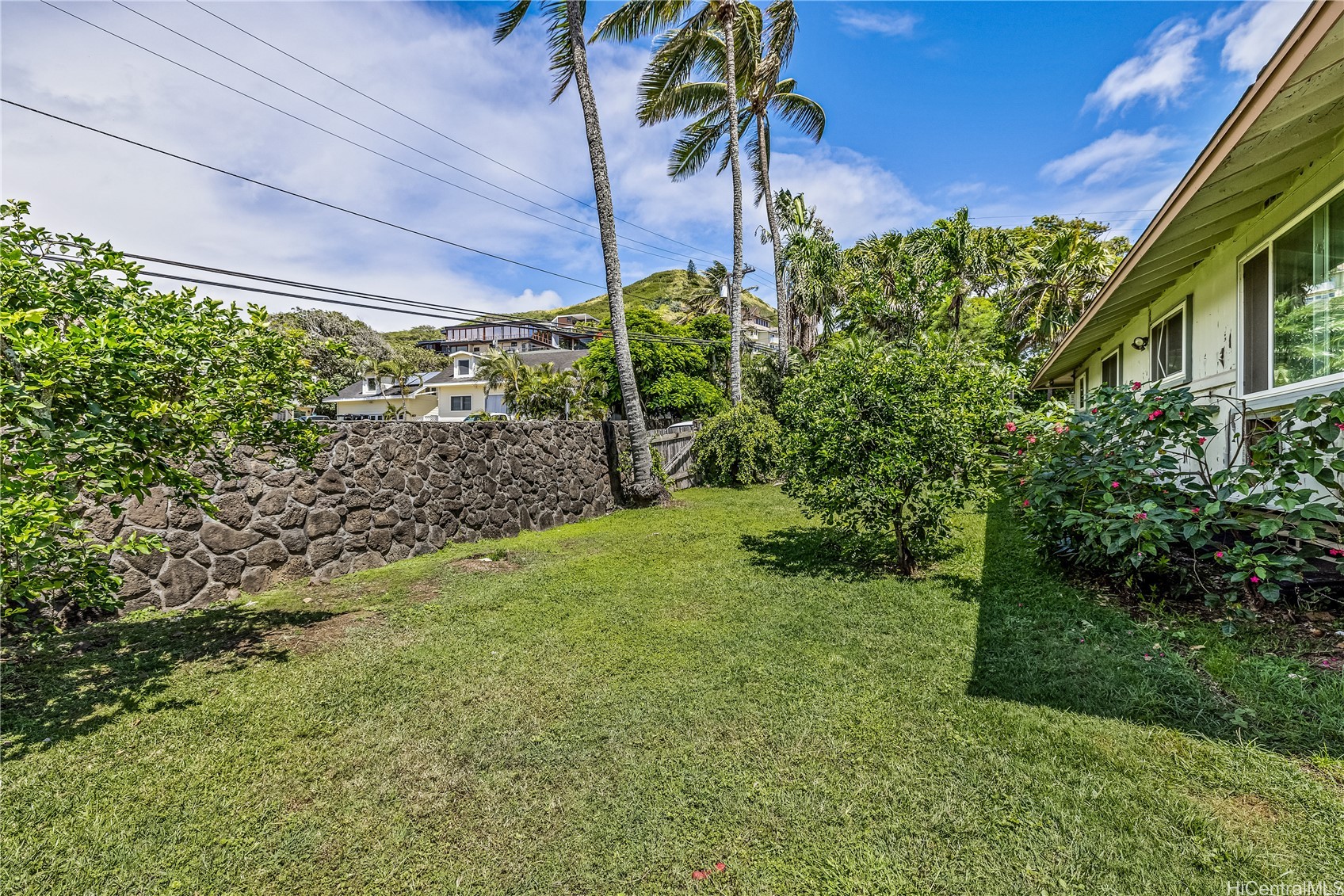 150 Kaelepulu Drive Property Photo 6
