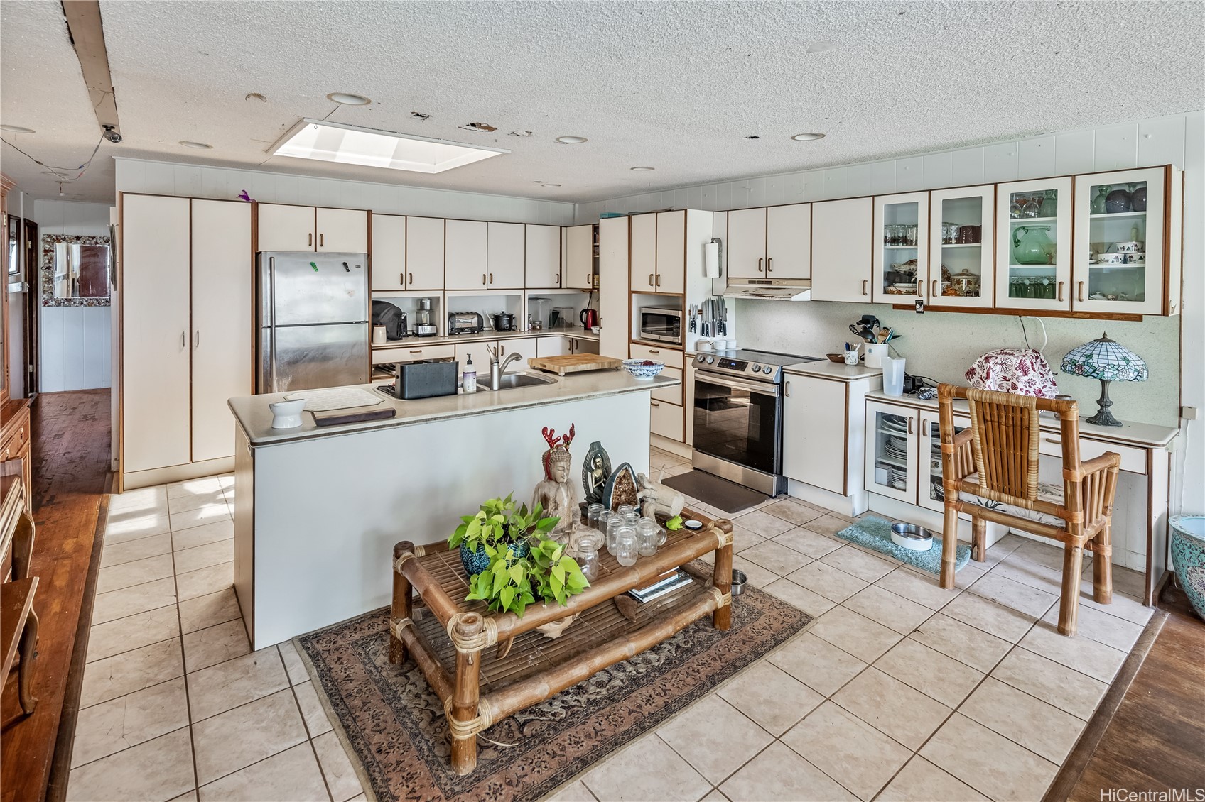 150 Kaelepulu Drive Property Photo 14