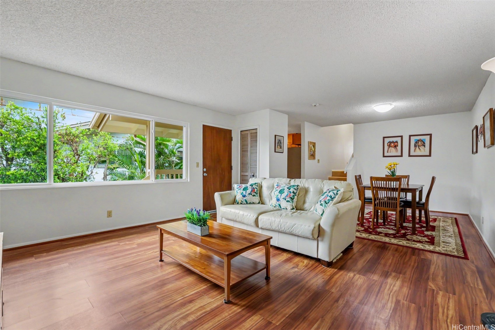 1402 Ohina Place Property Photo 1